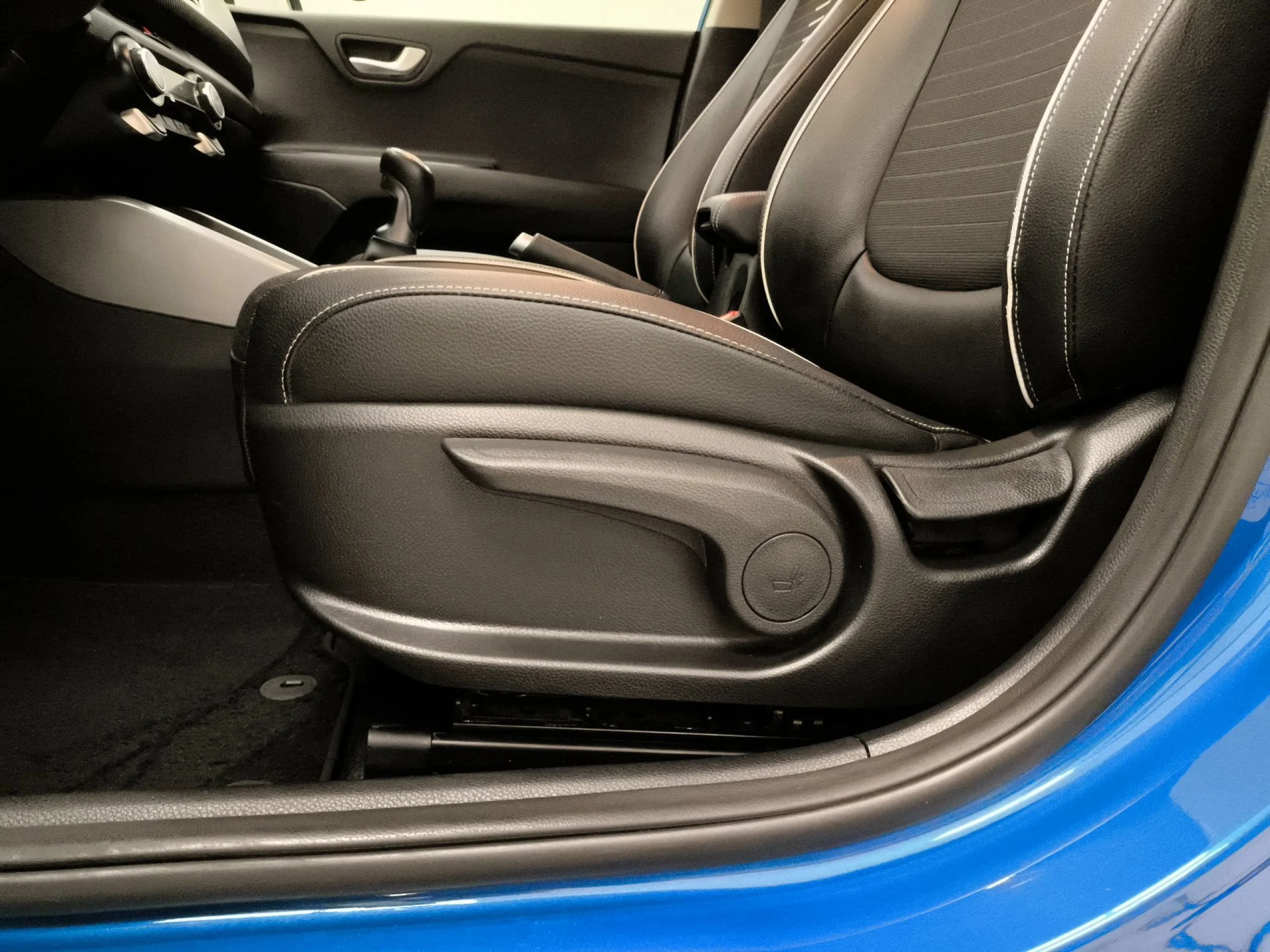 Kia Rio 1.0 T-GDi MHEV iMT GT Line 74 kW (100 CV) - Foto 9