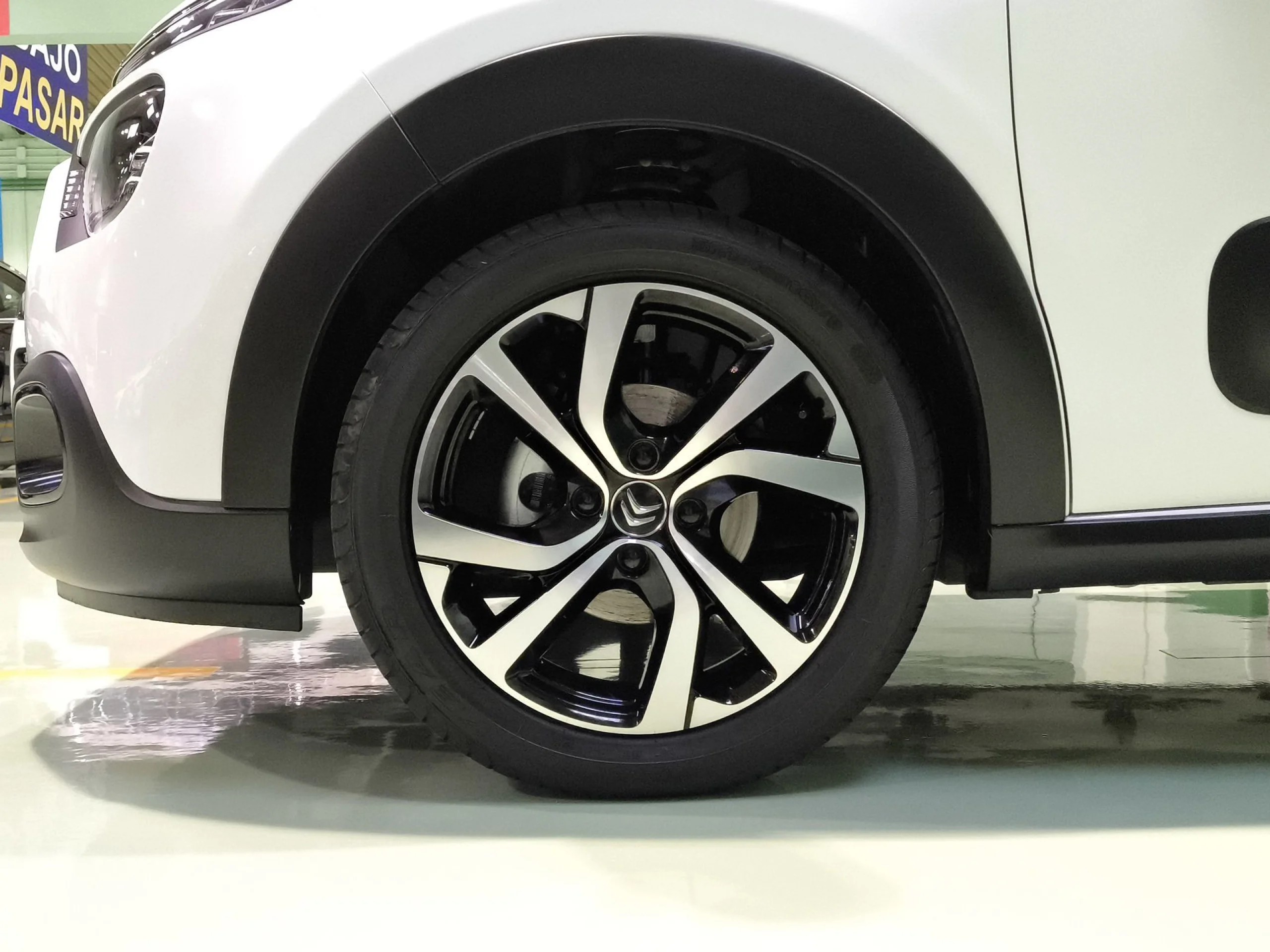 Citroen C3 BlueHDi 100 SANDS Shine 75 kW (102 CV) - Foto 7