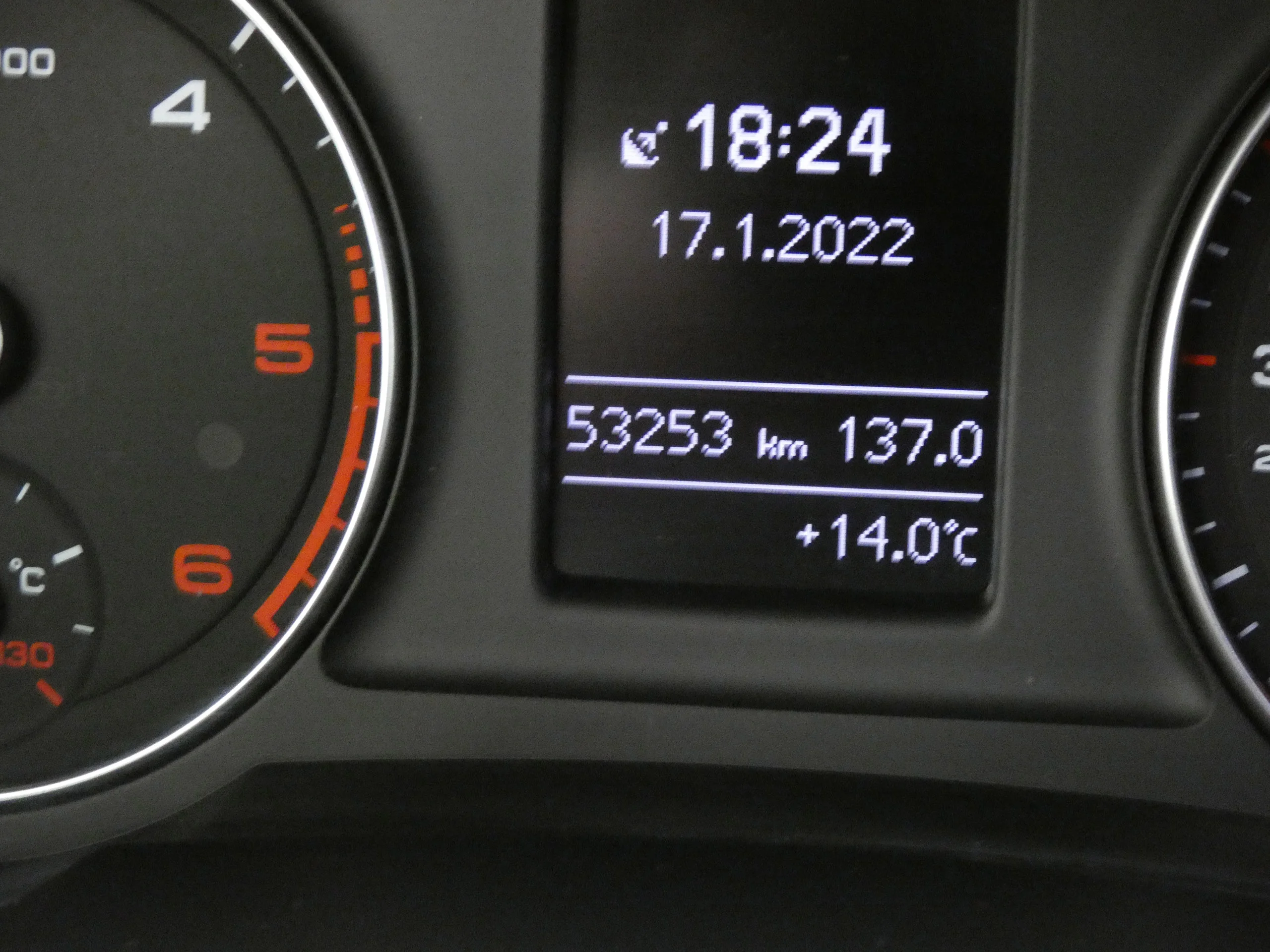 Audi Q3 2.0TDI SPORT EDITION - Foto 23