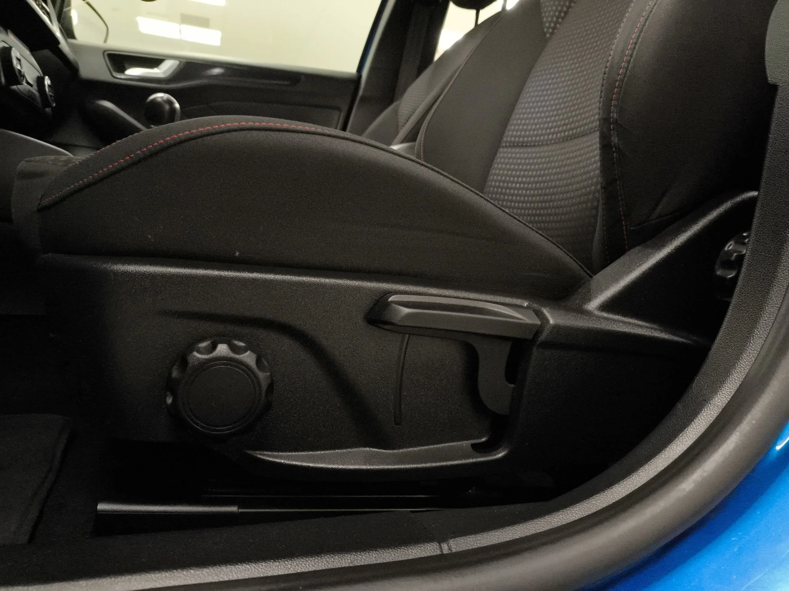 Ford Focus 1.0 Ecoboost MHEV ST-Line 92 kW (125 CV) - Foto 9