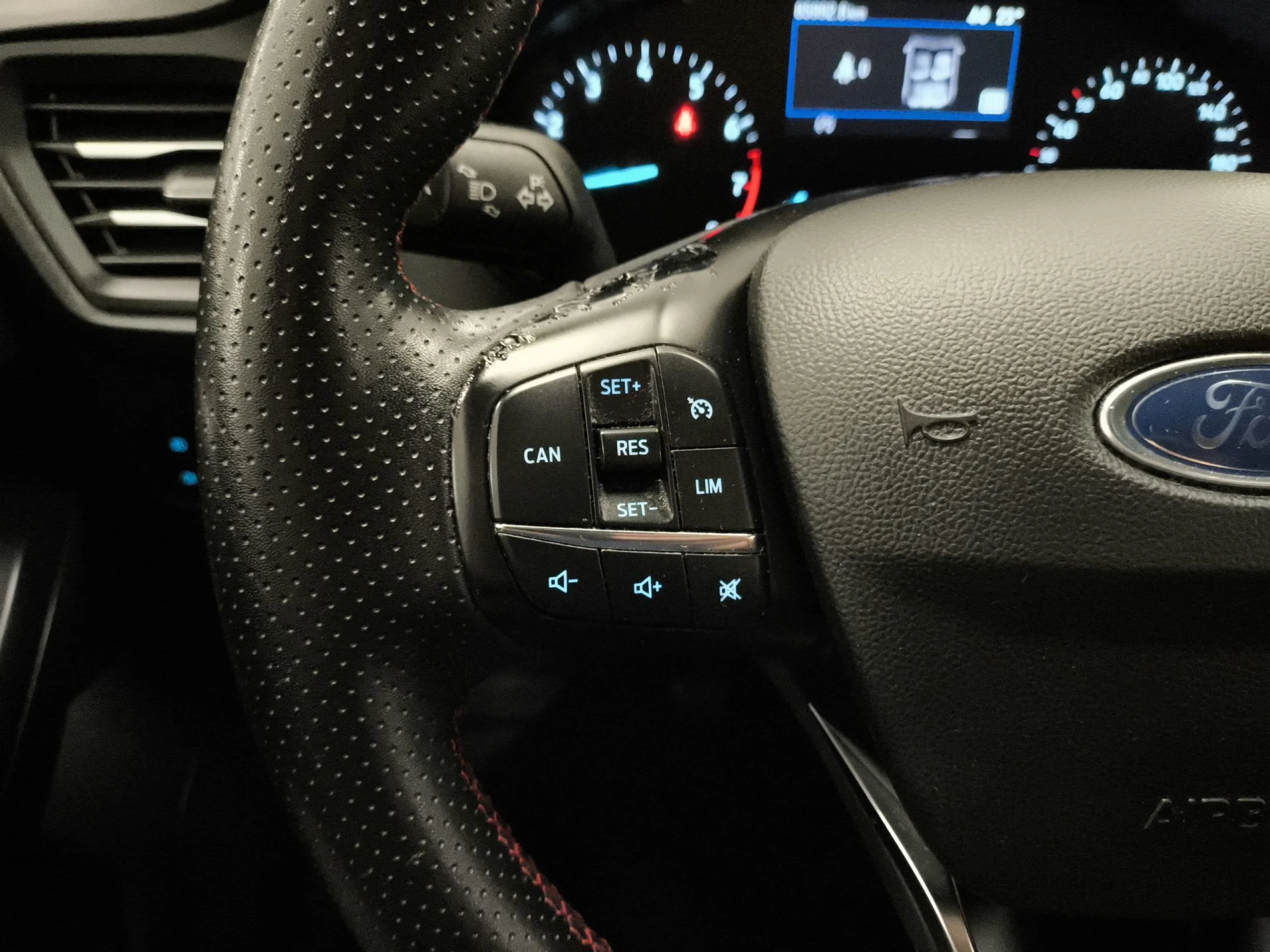 Ford Focus 1.0 Ecoboost MHEV ST-Line 92 kW (125 CV) - Foto 15