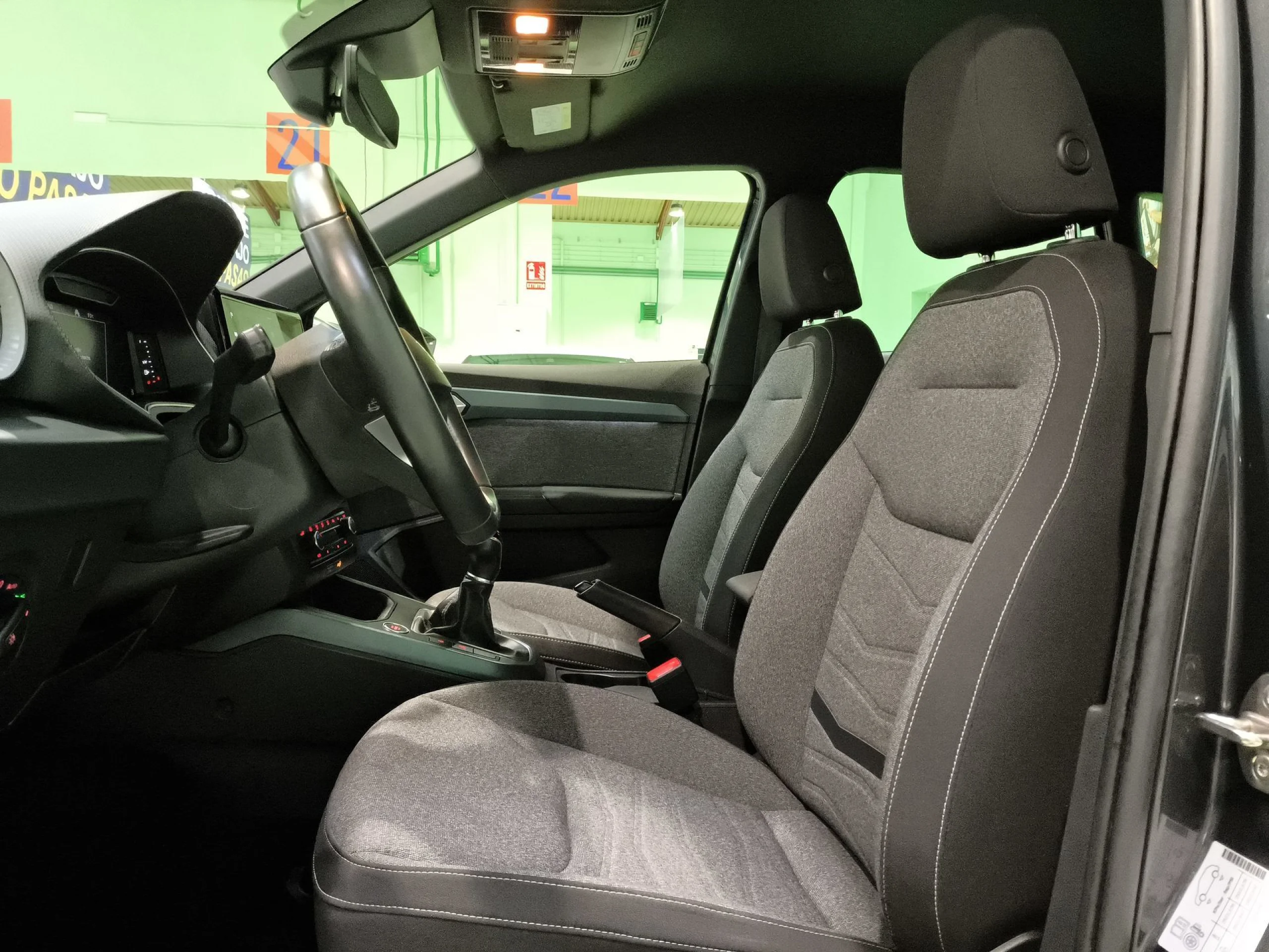 Seat Arona 1.0 TSI Xperience Plus 81 kW (110 CV) - Foto 8