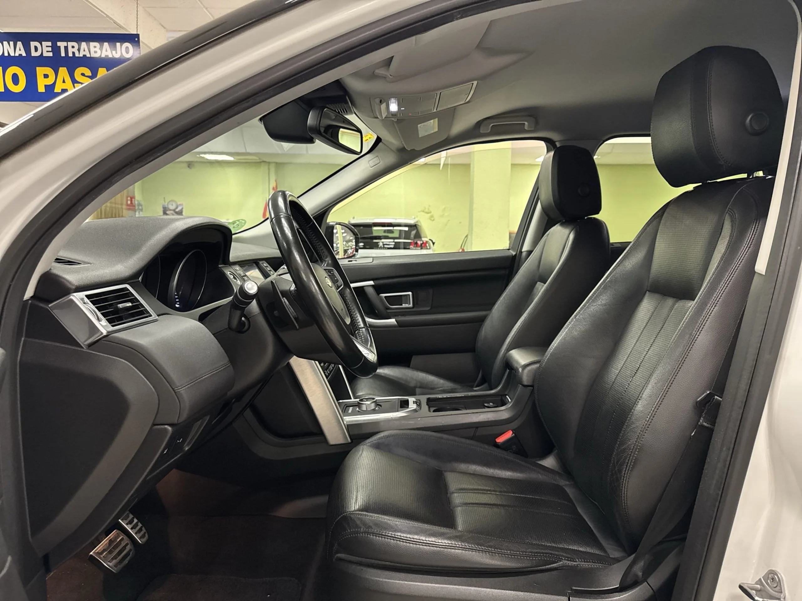 Land Rover Discovery sport 2.0L TD4 HSE 4x4 132 kW (180 CV) - Foto 8