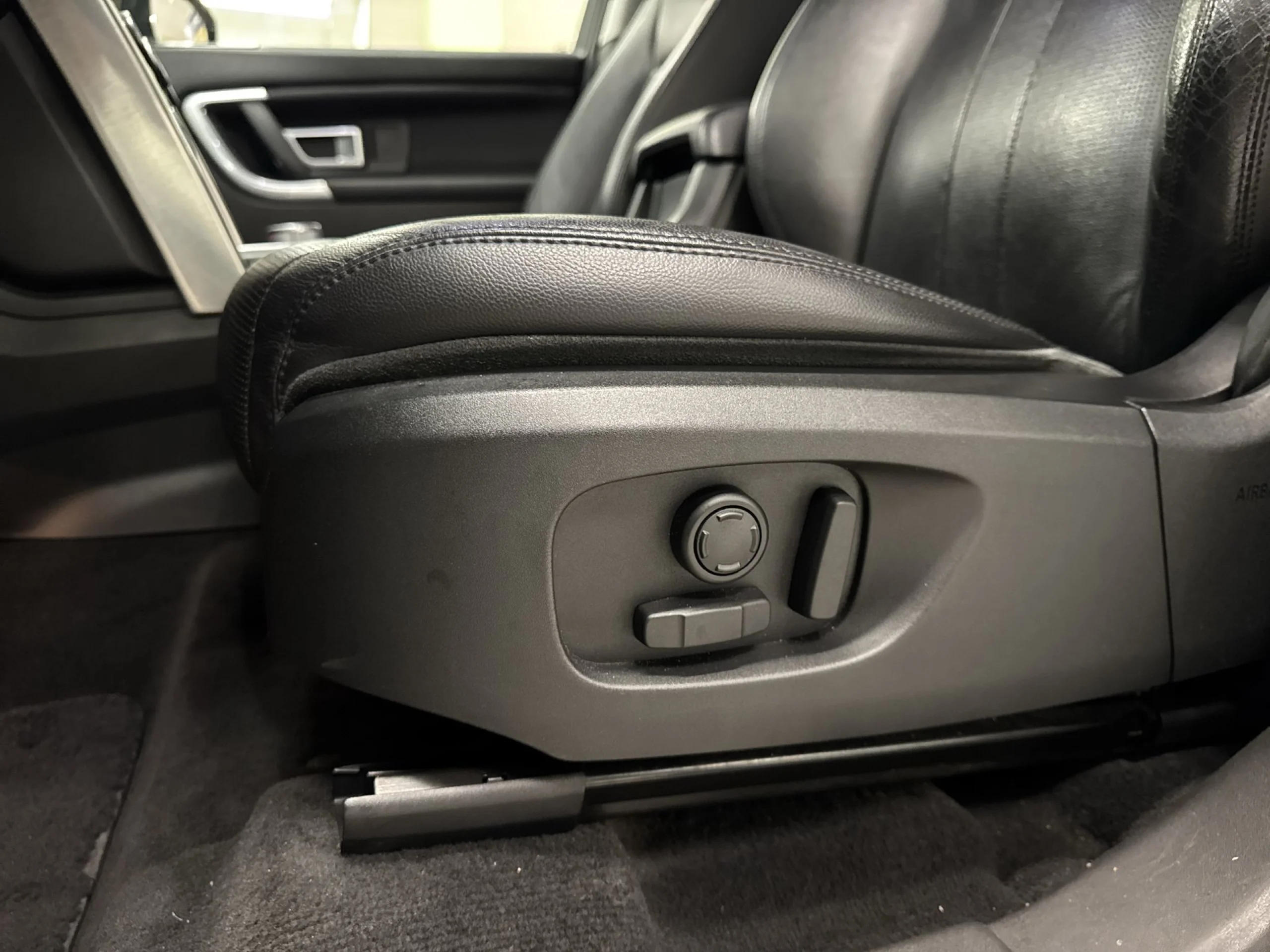 Land Rover Discovery sport 2.0L TD4 HSE 4x4 132 kW (180 CV) - Foto 9