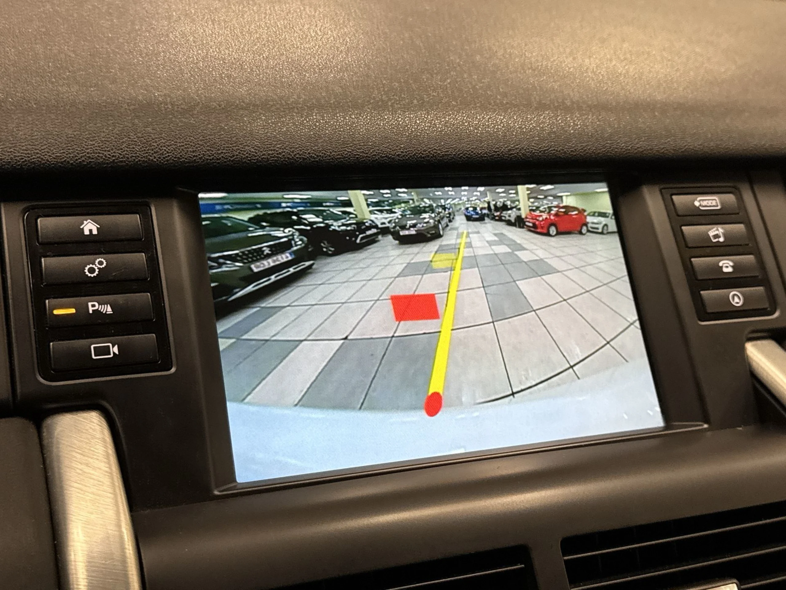 Land Rover Discovery sport 2.0L TD4 HSE 4x4 132 kW (180 CV) - Foto 17