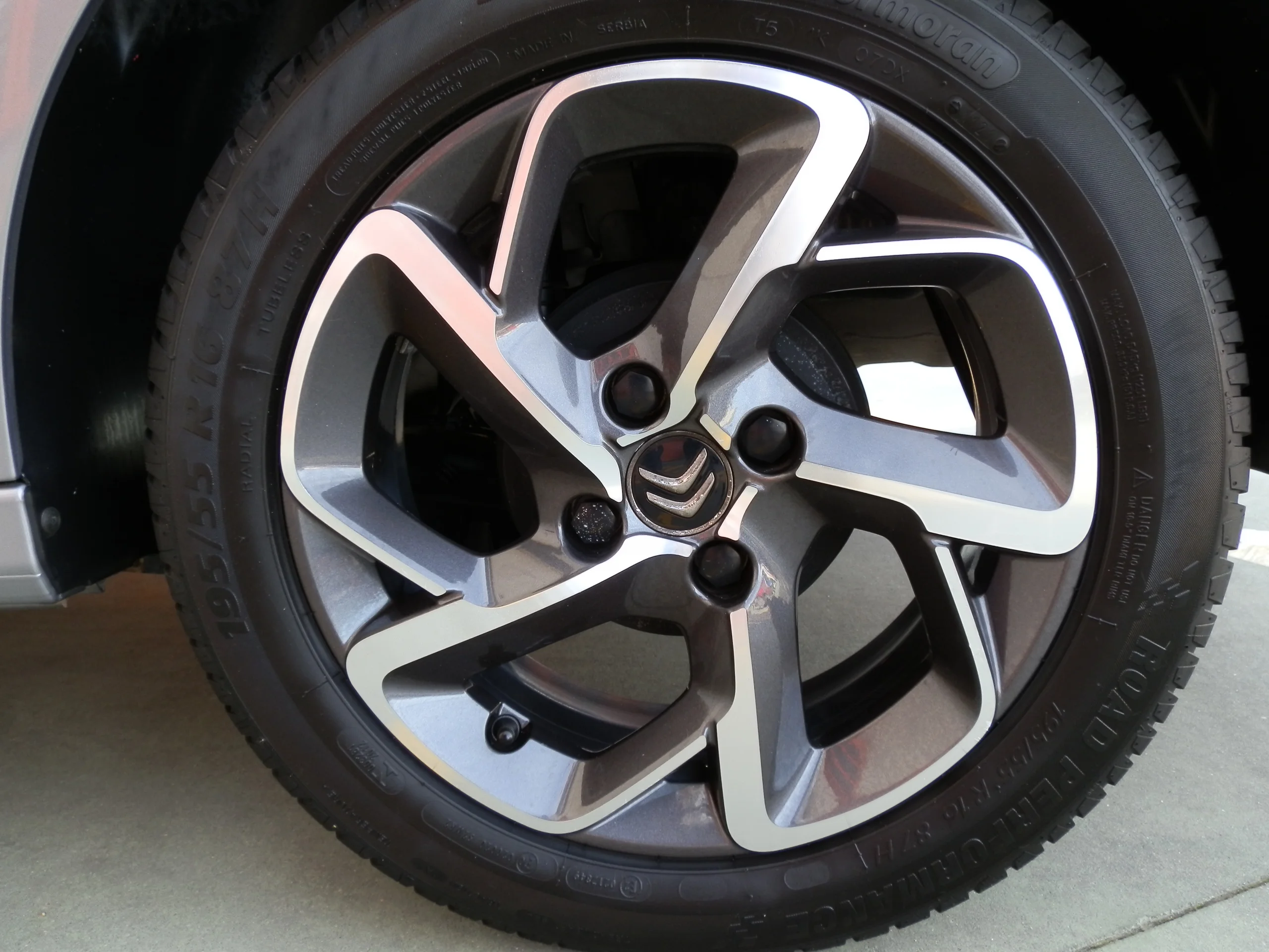 Citroen C-Elysee 1.2 PURETECH SHINE 4P - Foto 9