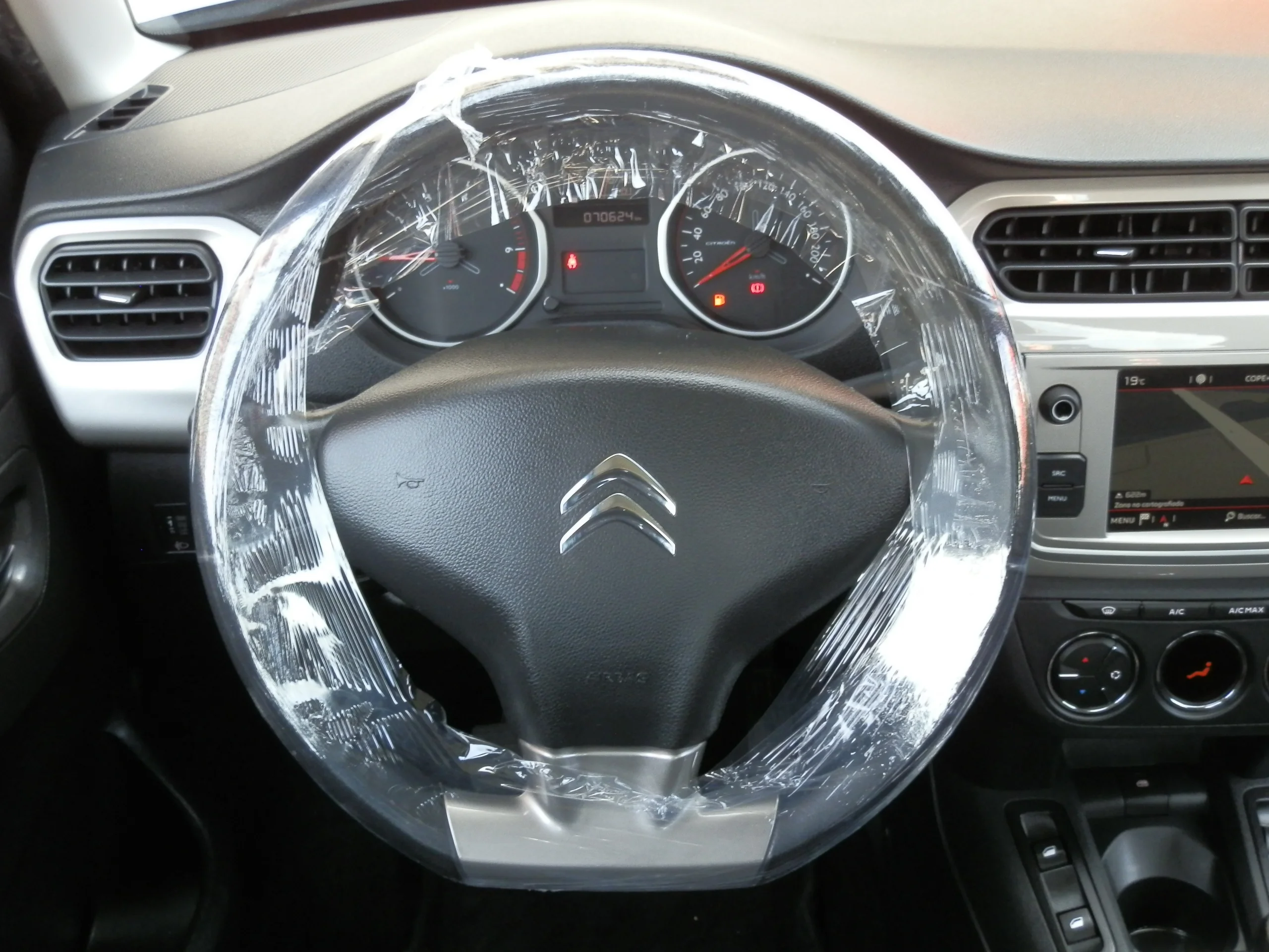 Citroen C-Elysee 1.2 PURETECH SHINE 4P - Foto 19