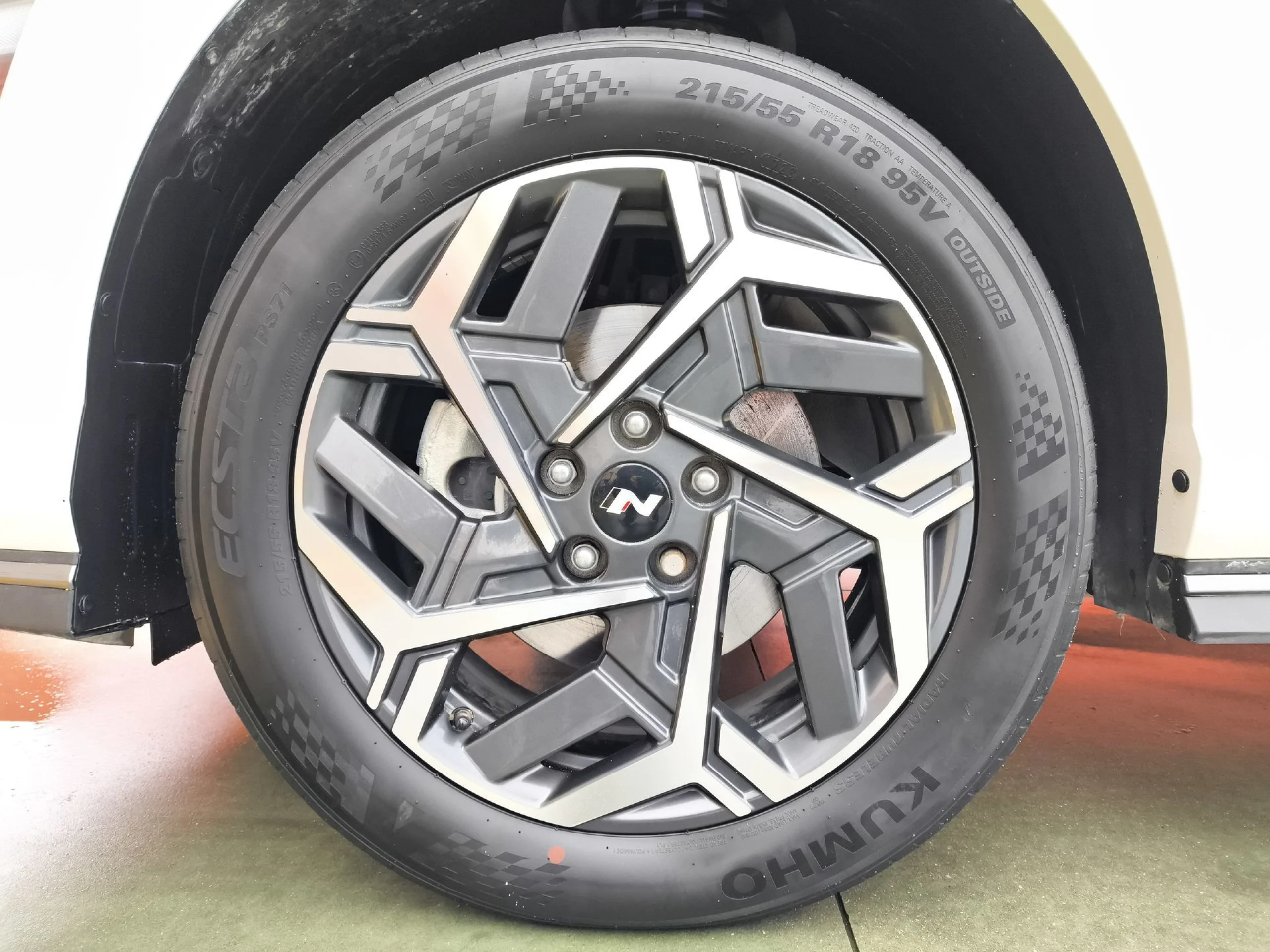 Hyundai Kona 1.6 GDI HEV N Line DCT 104 kW (141 CV) - Foto 7