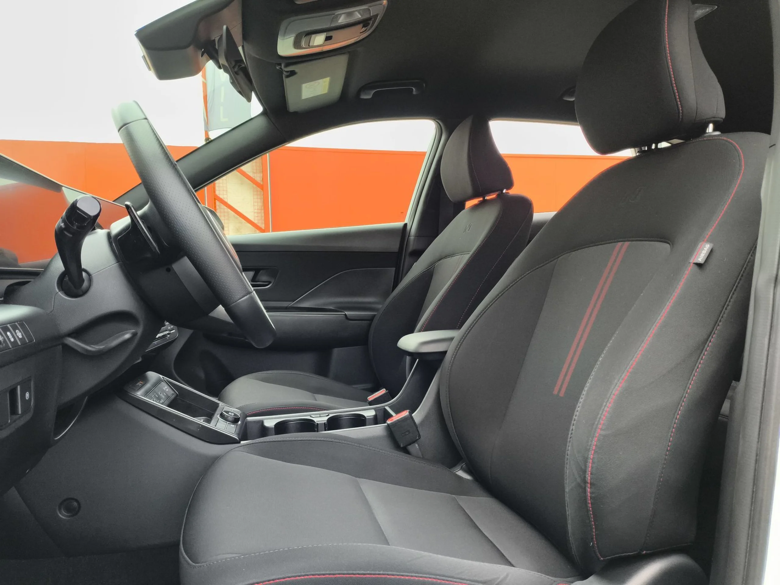 Hyundai Kona 1.6 GDI HEV N Line DCT 104 kW (141 CV) - Foto 8