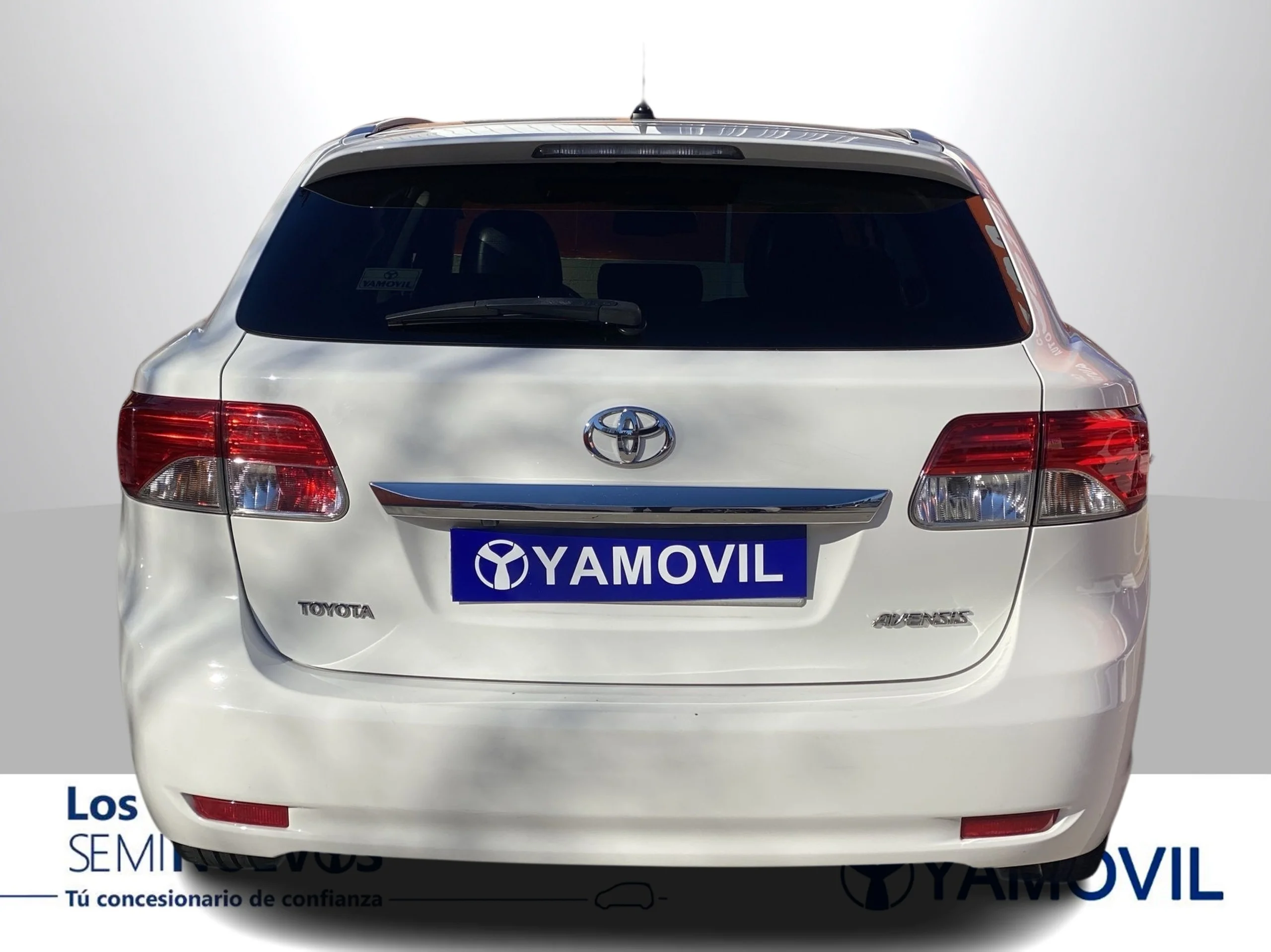 Toyota Avensis 120D Cross Sport Advance 91 kW (124 CV) - Foto 5