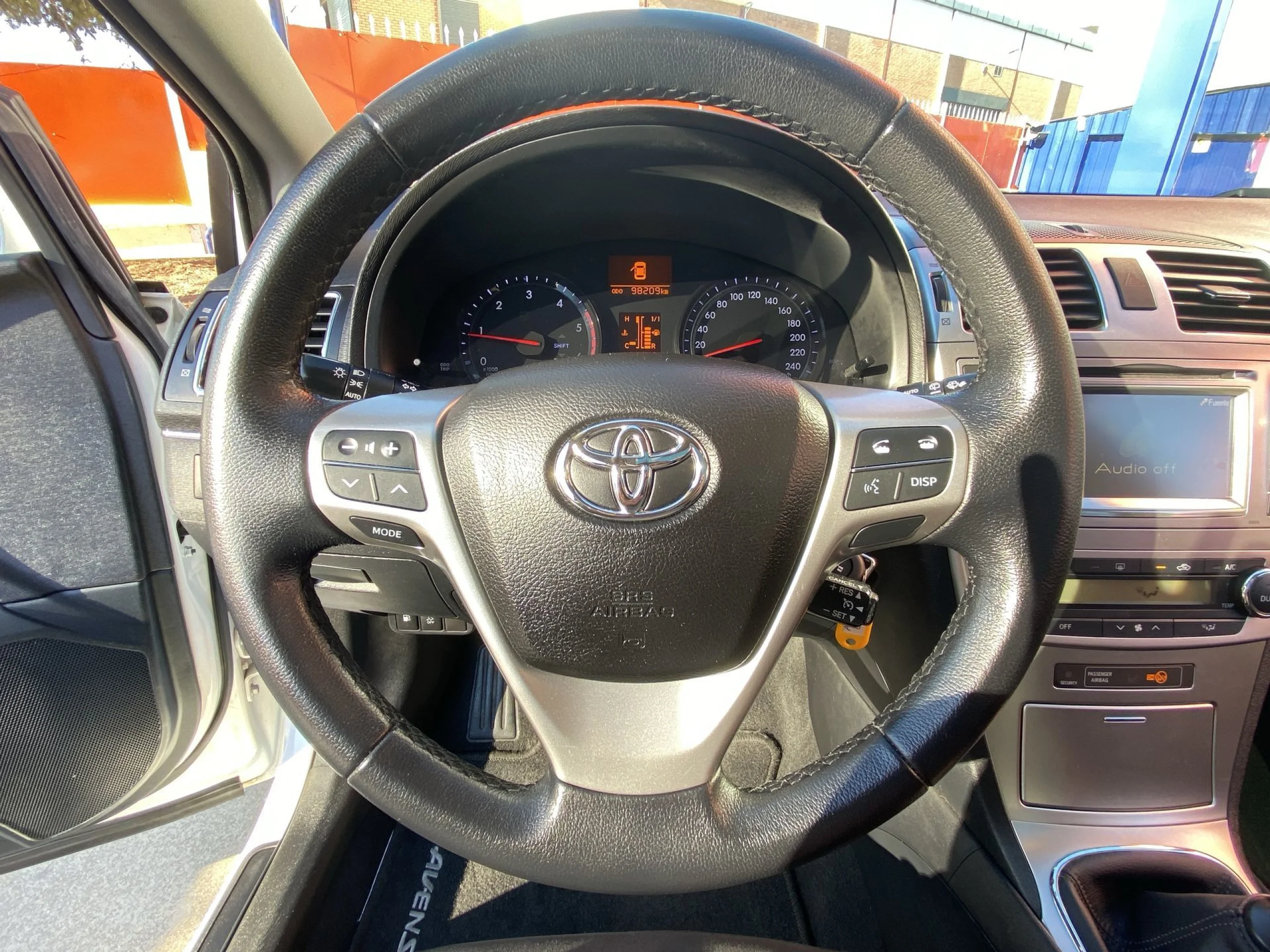 Toyota Avensis 120D Cross Sport Advance 91 kW (124 CV) - Foto 11