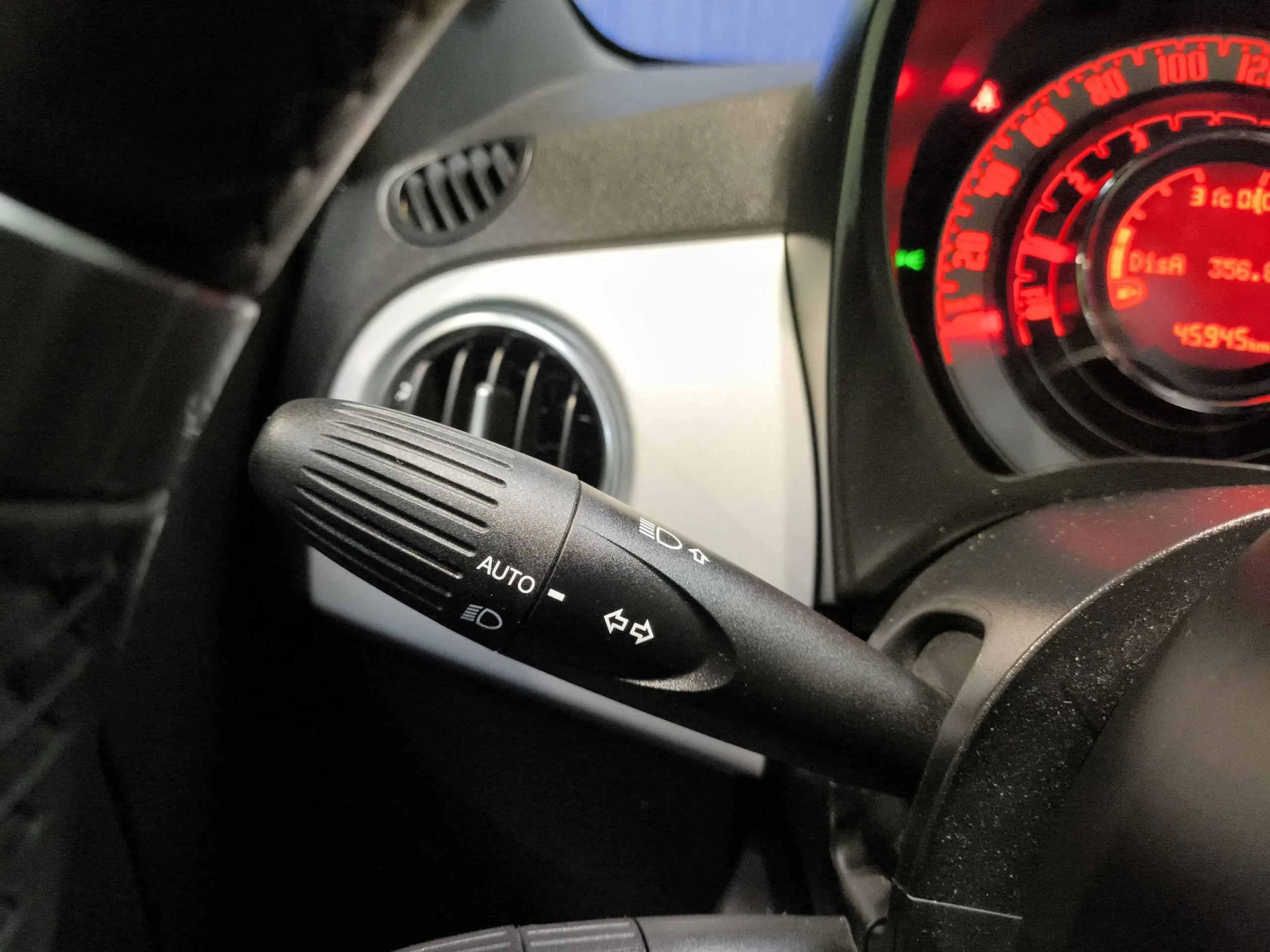 Fiat 500 1.0 Hybrid Sport 51 kW (70 CV) - Foto 16