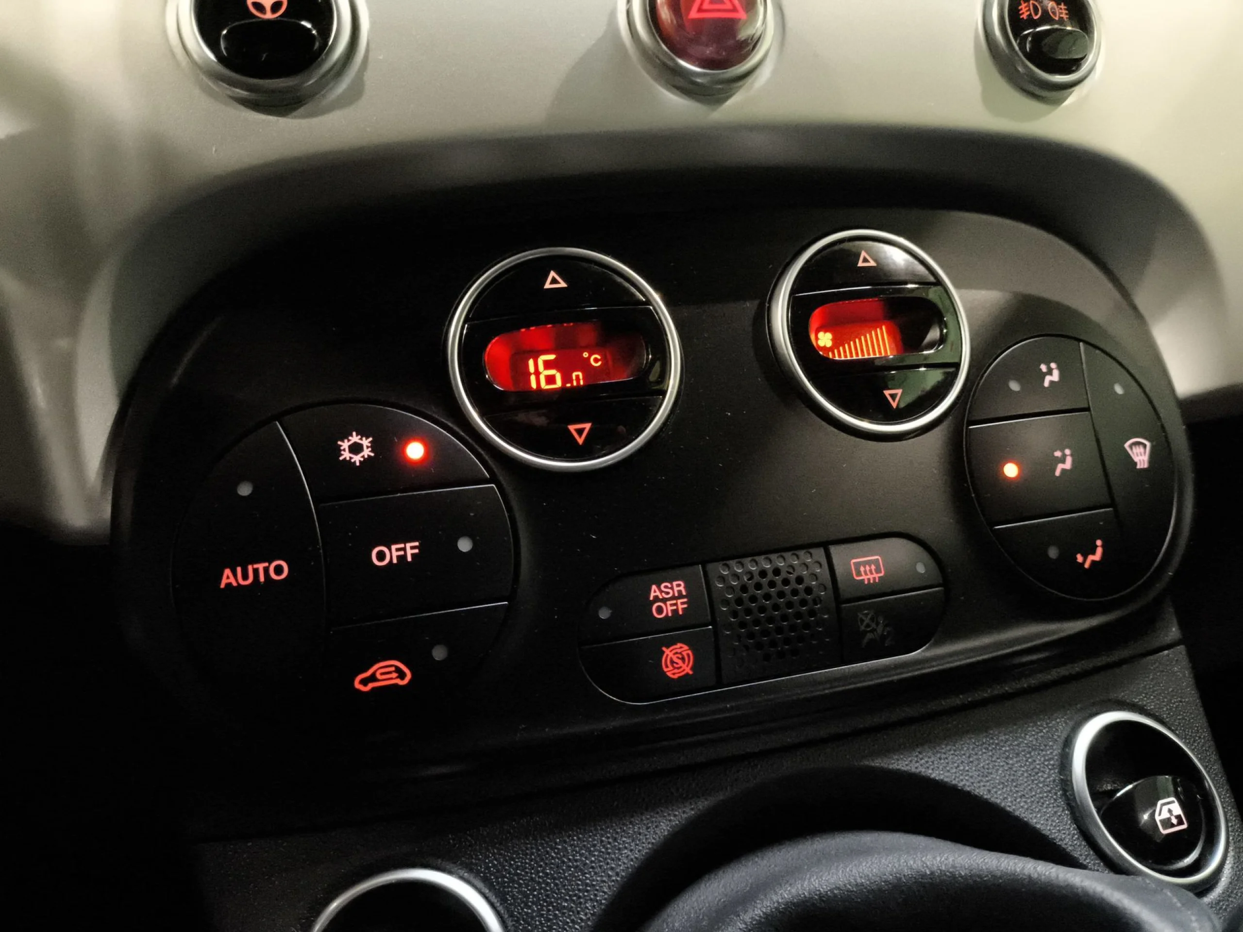 Fiat 500 1.0 Hybrid Sport 51 kW (70 CV) - Foto 21