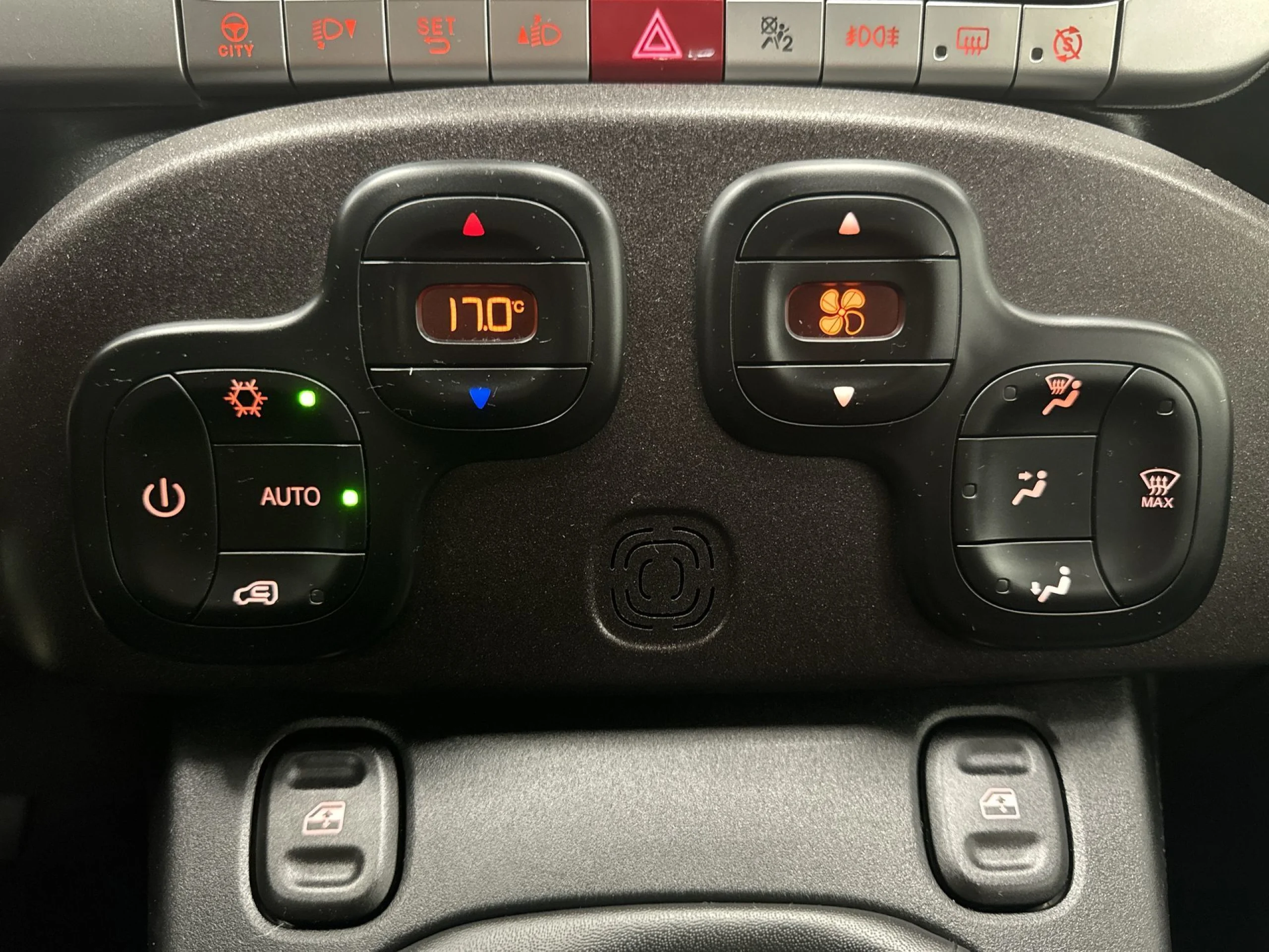 Fiat Panda 1.3 Diesel Cross 4X4 70 kW (95 CV) - Foto 14