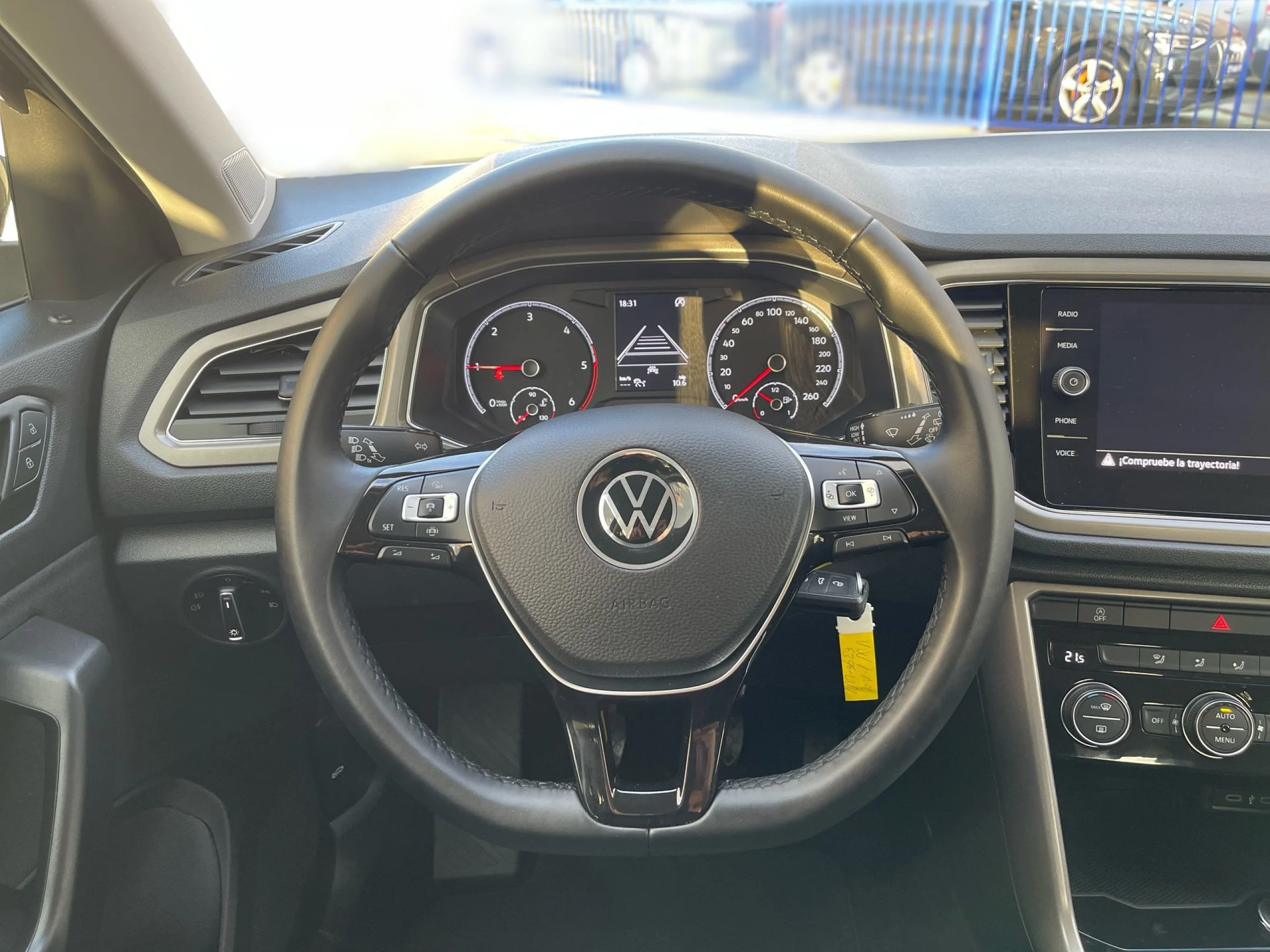 Volkswagen T-Roc Advance R-Line 2.0 TDI 85 kW (115 CV) - Foto 10