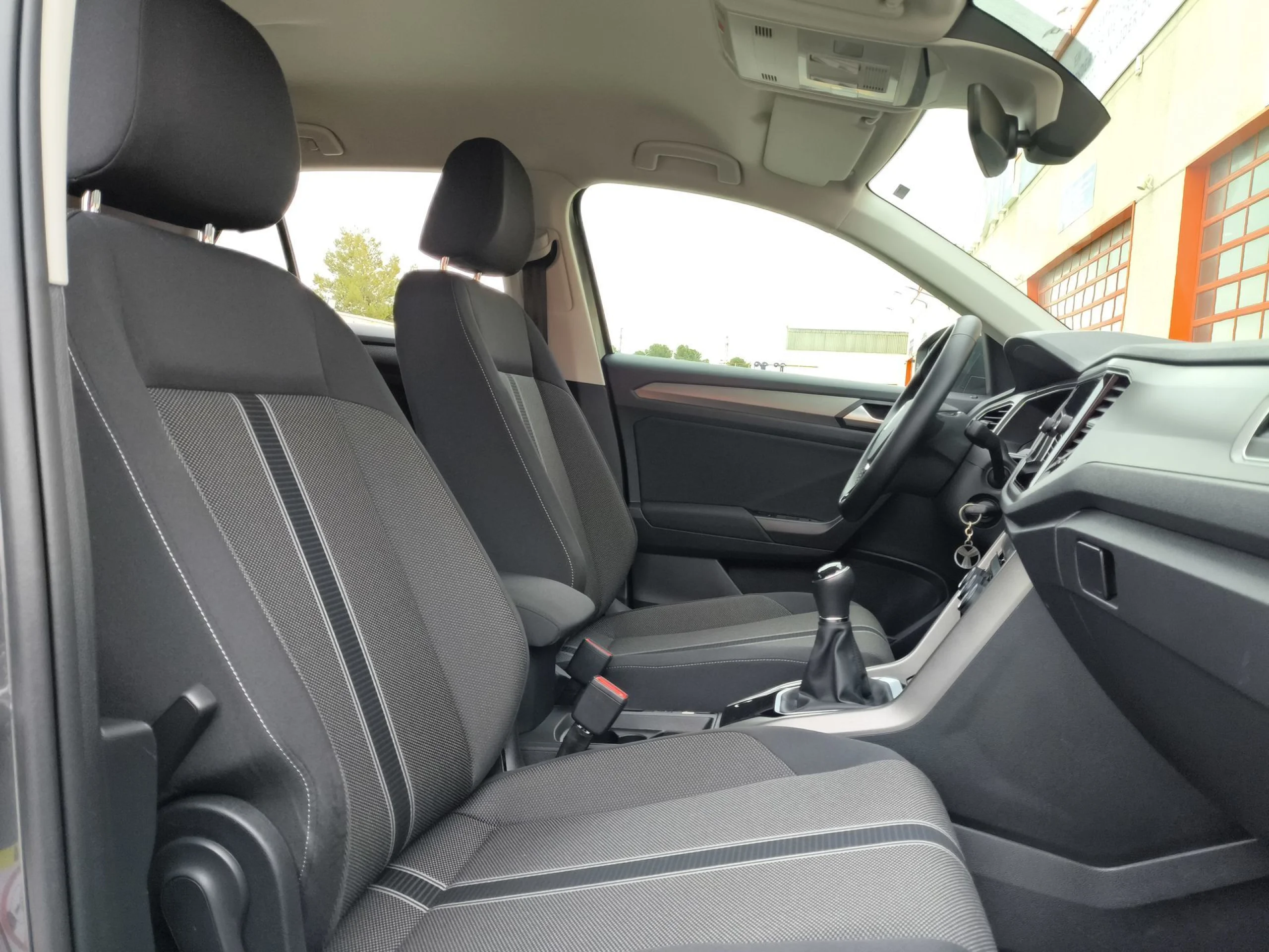 Volkswagen T-Roc Advance R-Line 2.0 TDI 85 kW (115 CV) - Foto 20