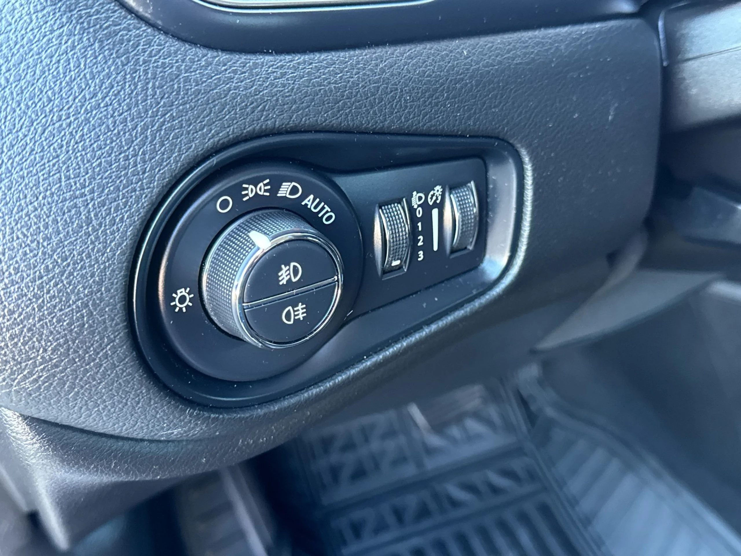 Jeep Renegade eHybrid 1.5 Limited ATX 96 kW (130 CV) - Foto 12