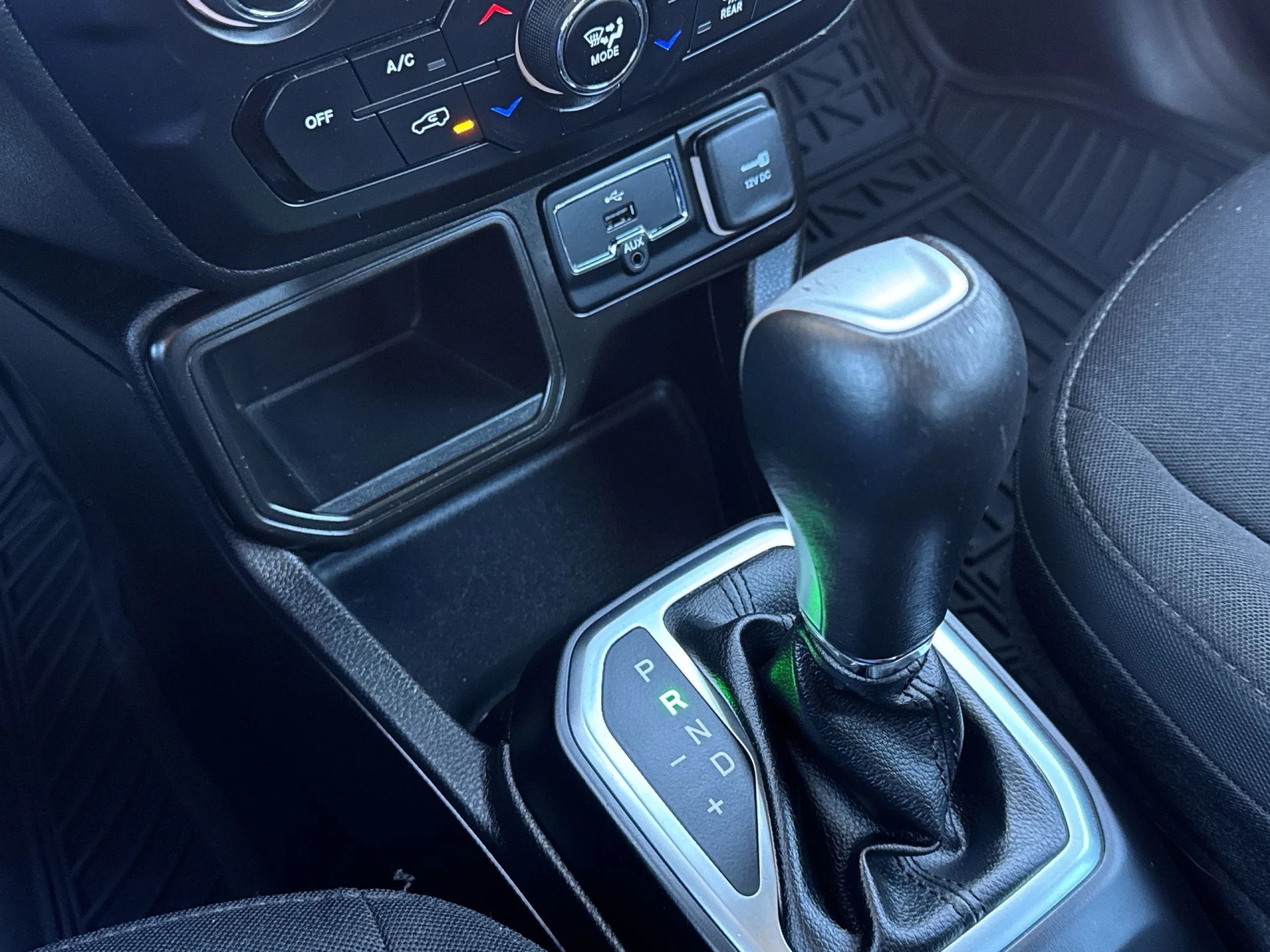 Jeep Renegade eHybrid 1.5 Limited ATX 96 kW (130 CV) - Foto 19