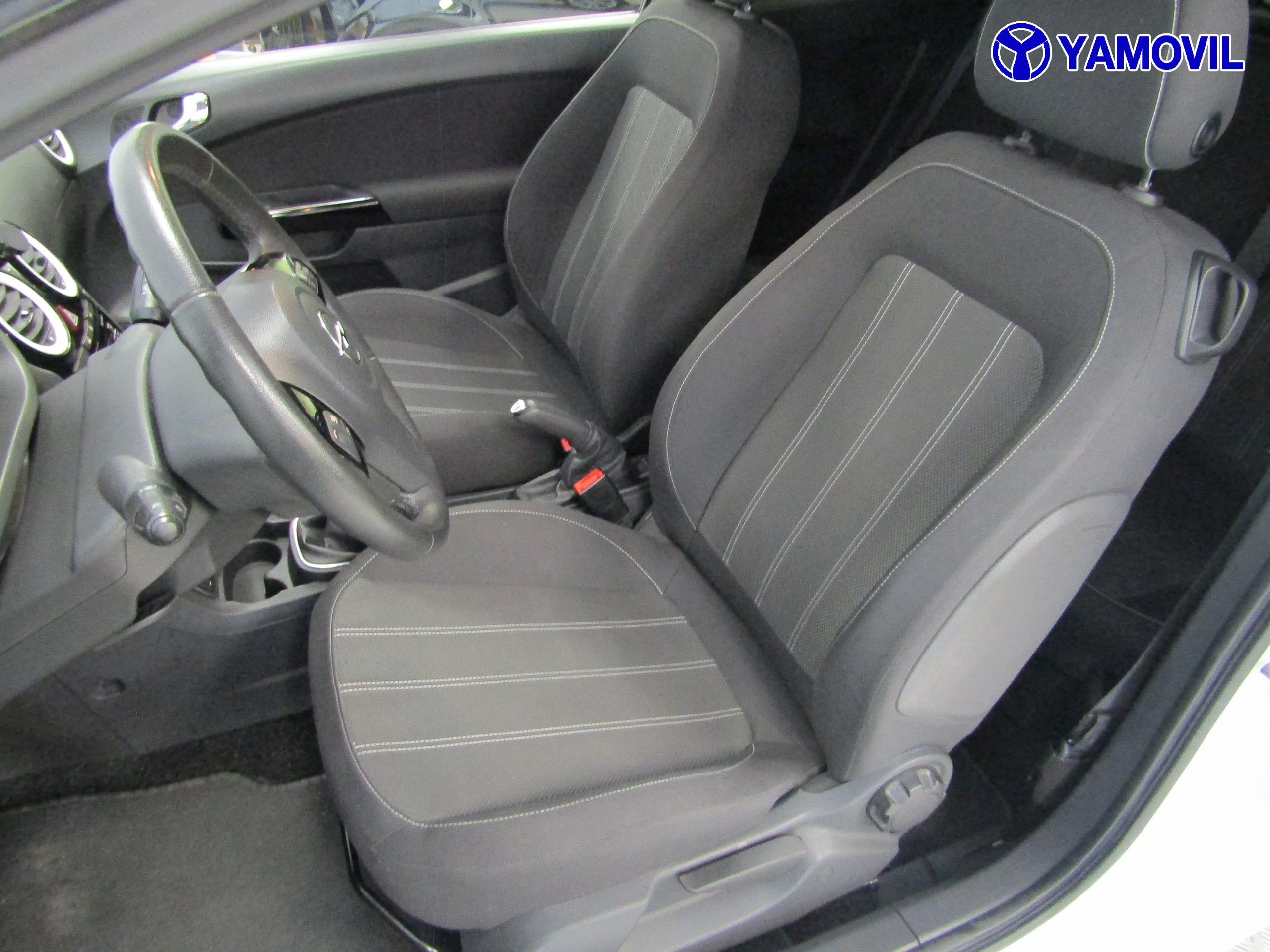 Opel Corsa 1.4 TURBO COLOR EDITION - Foto 13