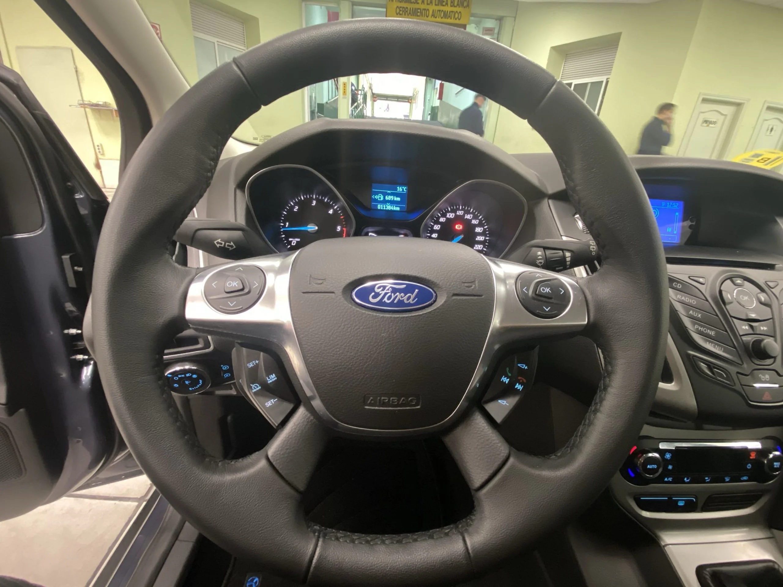Ford Focus 1.6 TDCI Trend 85 kW (115 CV) - Foto 11
