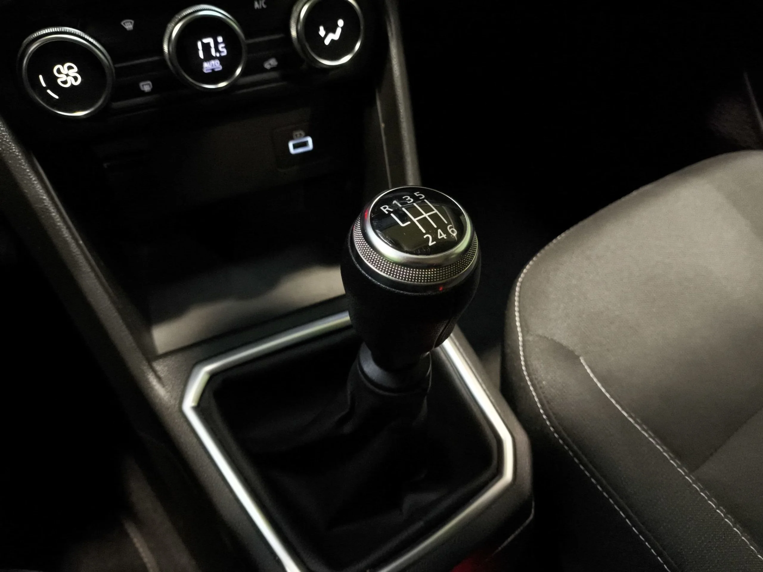 Dacia Jogger Extreme Go ECO-G 74 kW (100 CV) - Foto 19