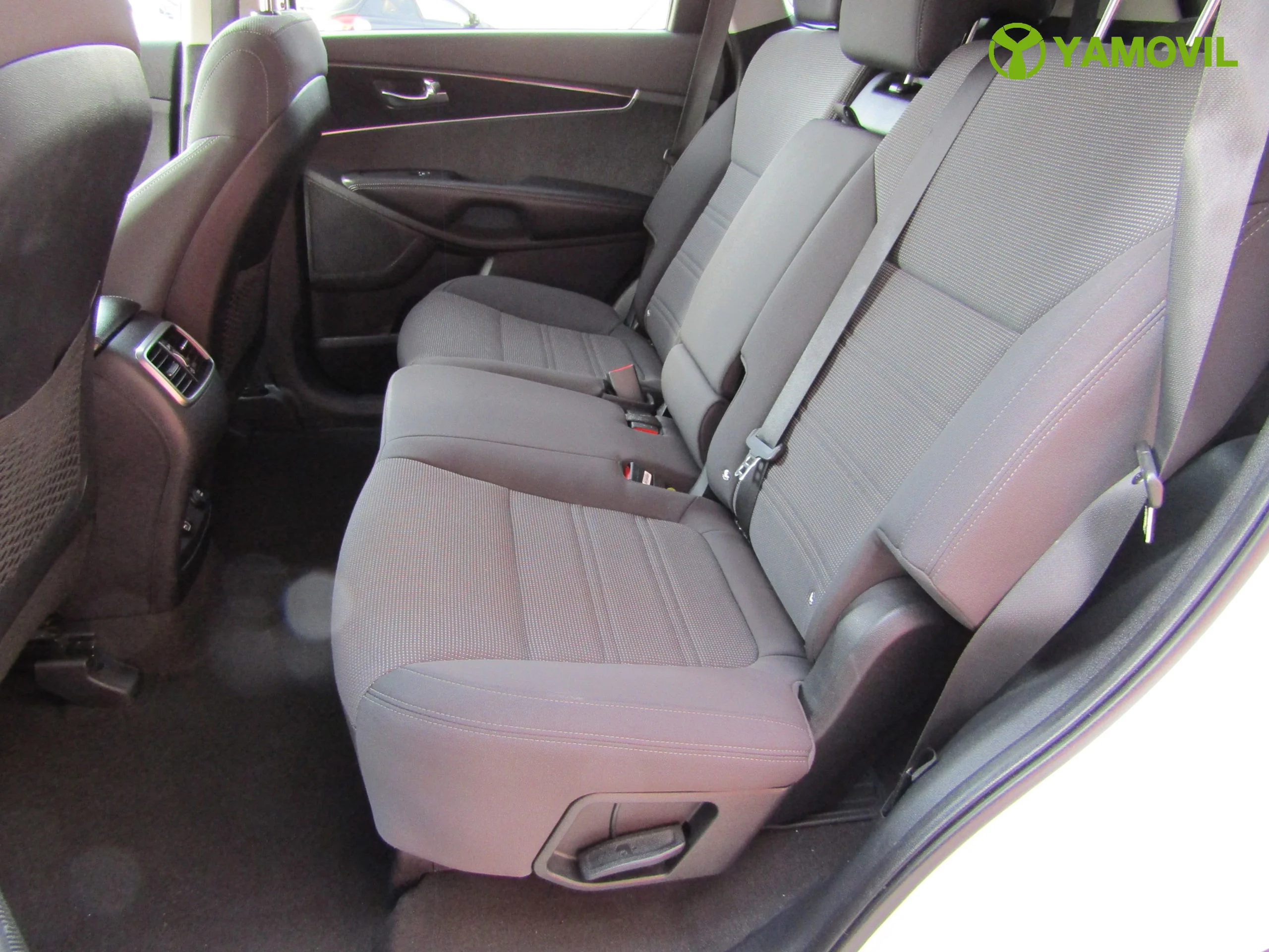 Kia Sorento 200CV 7 PLAZAS 4X2 - Foto 17