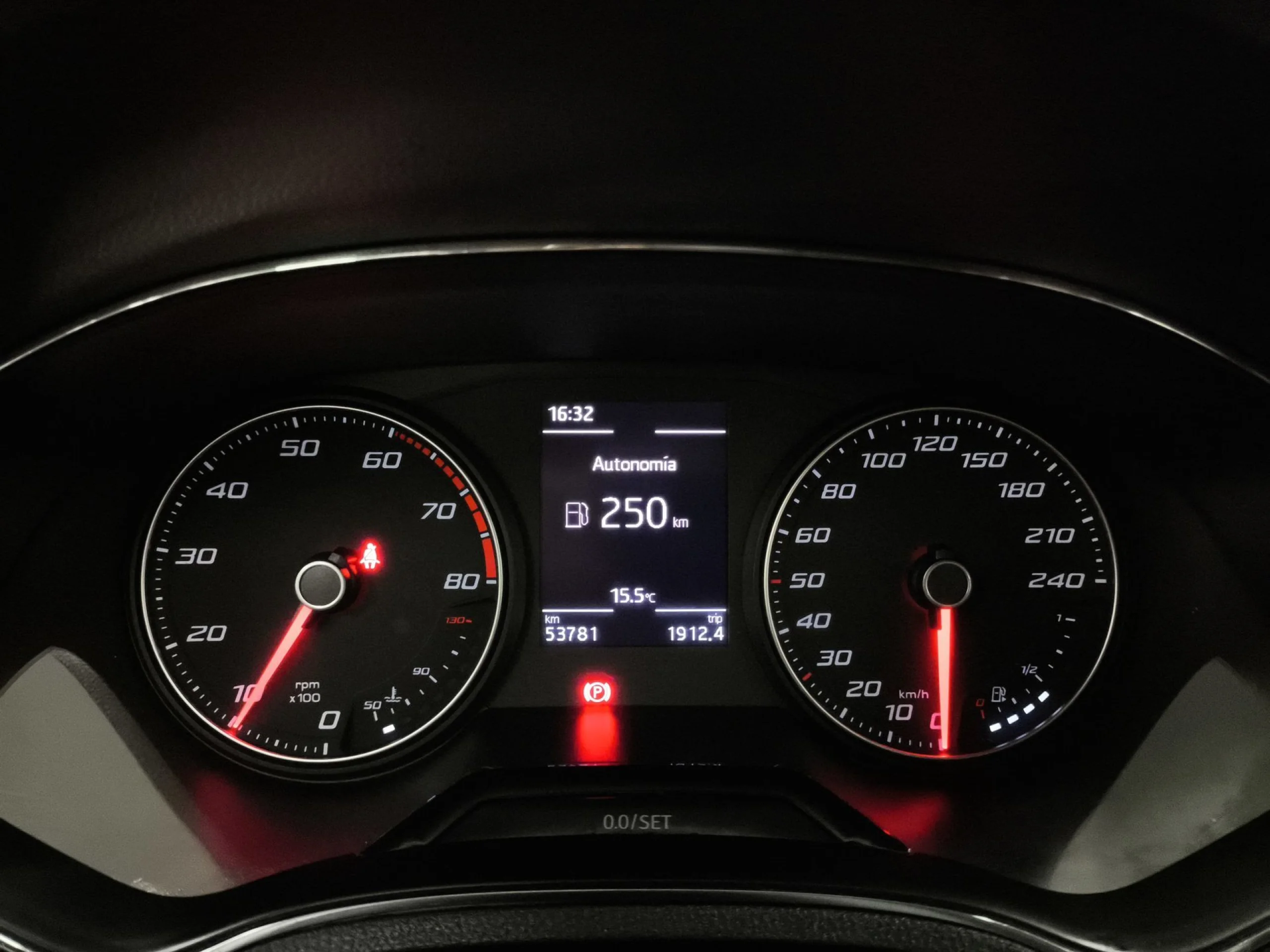 Seat Arona 1.0 TSI SANDS Xcellence 85 kW (115 CV) - Foto 12
