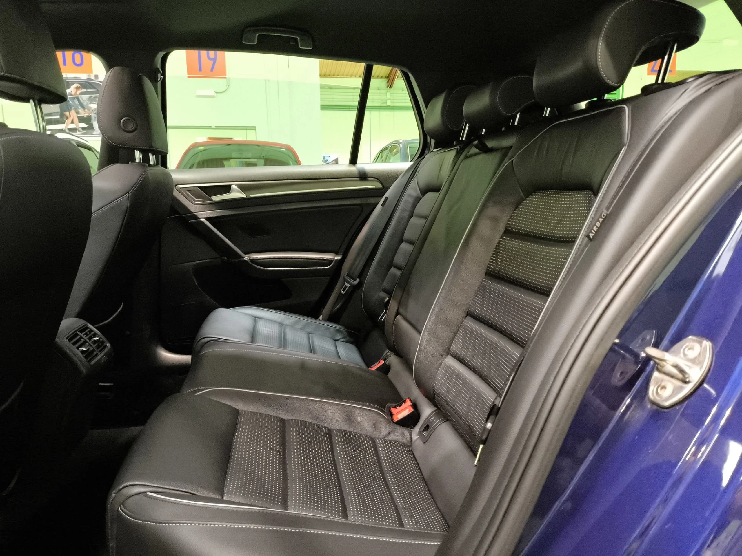 Volkswagen Golf GTE 1.4 TSI e-Power 150 kW (204 CV) DSG - Foto 20