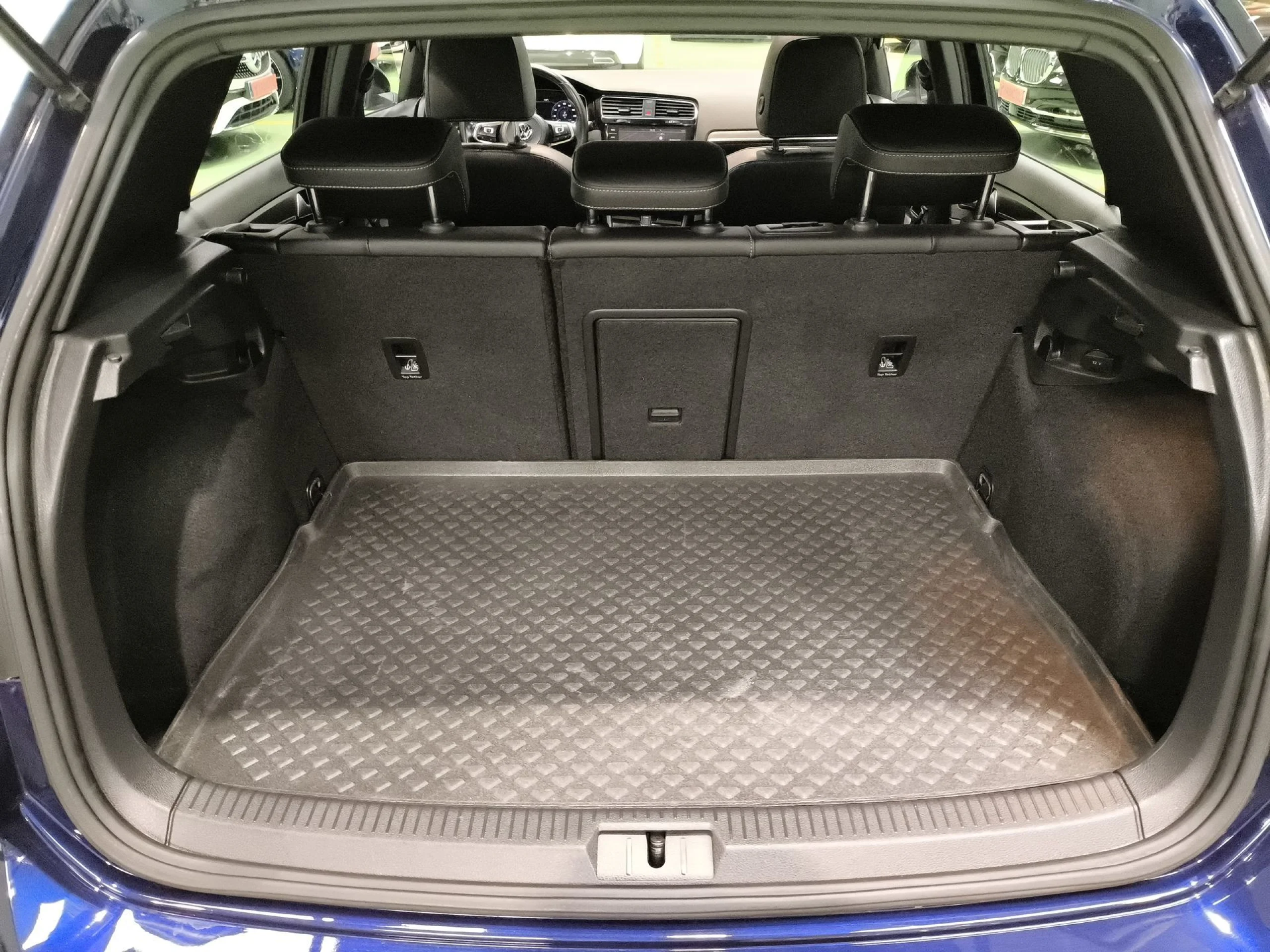 Volkswagen Golf GTE 1.4 TSI e-Power 150 kW (204 CV) DSG - Foto 21
