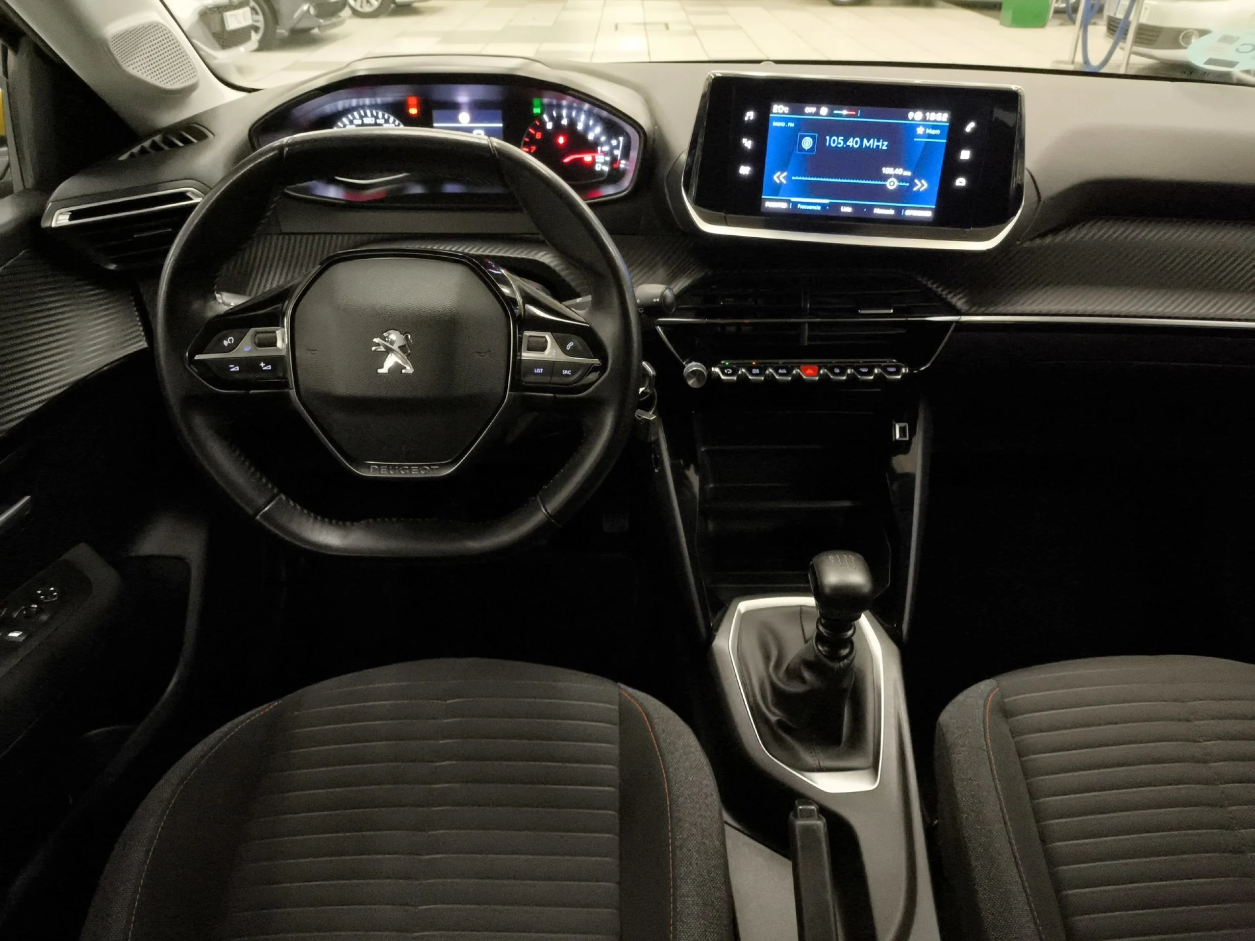 Peugeot 208 PureTech 100 Active Pack 75 kW (100 CV) - Foto 17
