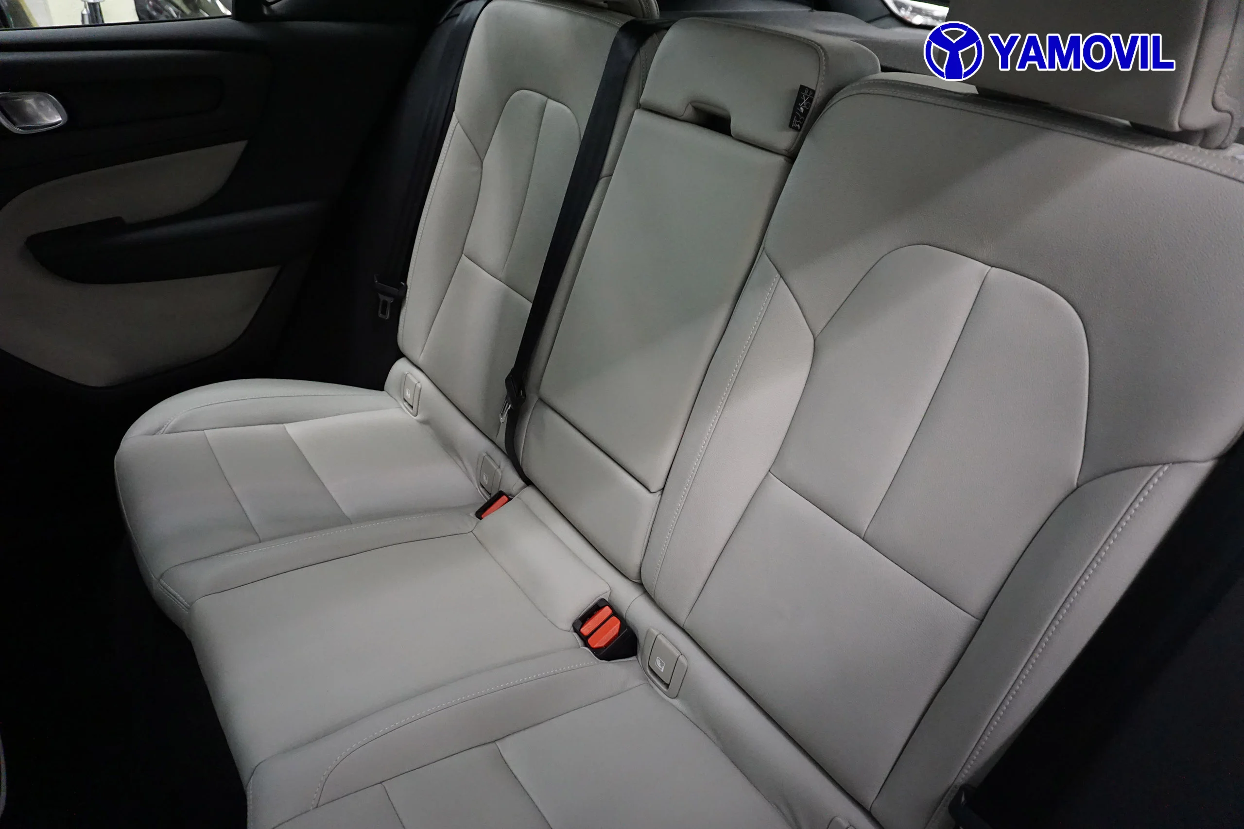 Volvo XC 40 2.0 D3 MOMENTUM AWD 5P - Foto 14