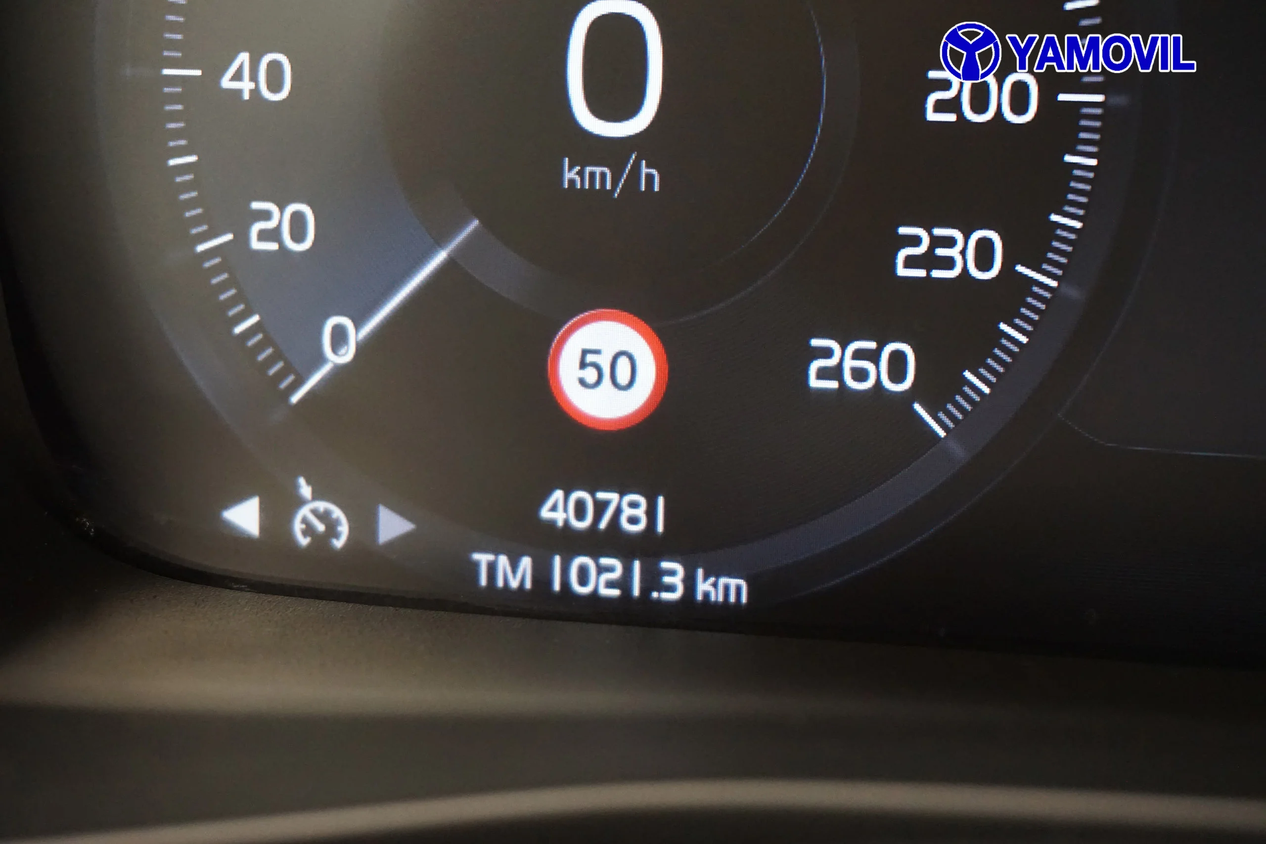 Volvo XC 40 2.0 D3 MOMENTUM AWD 5P - Foto 23