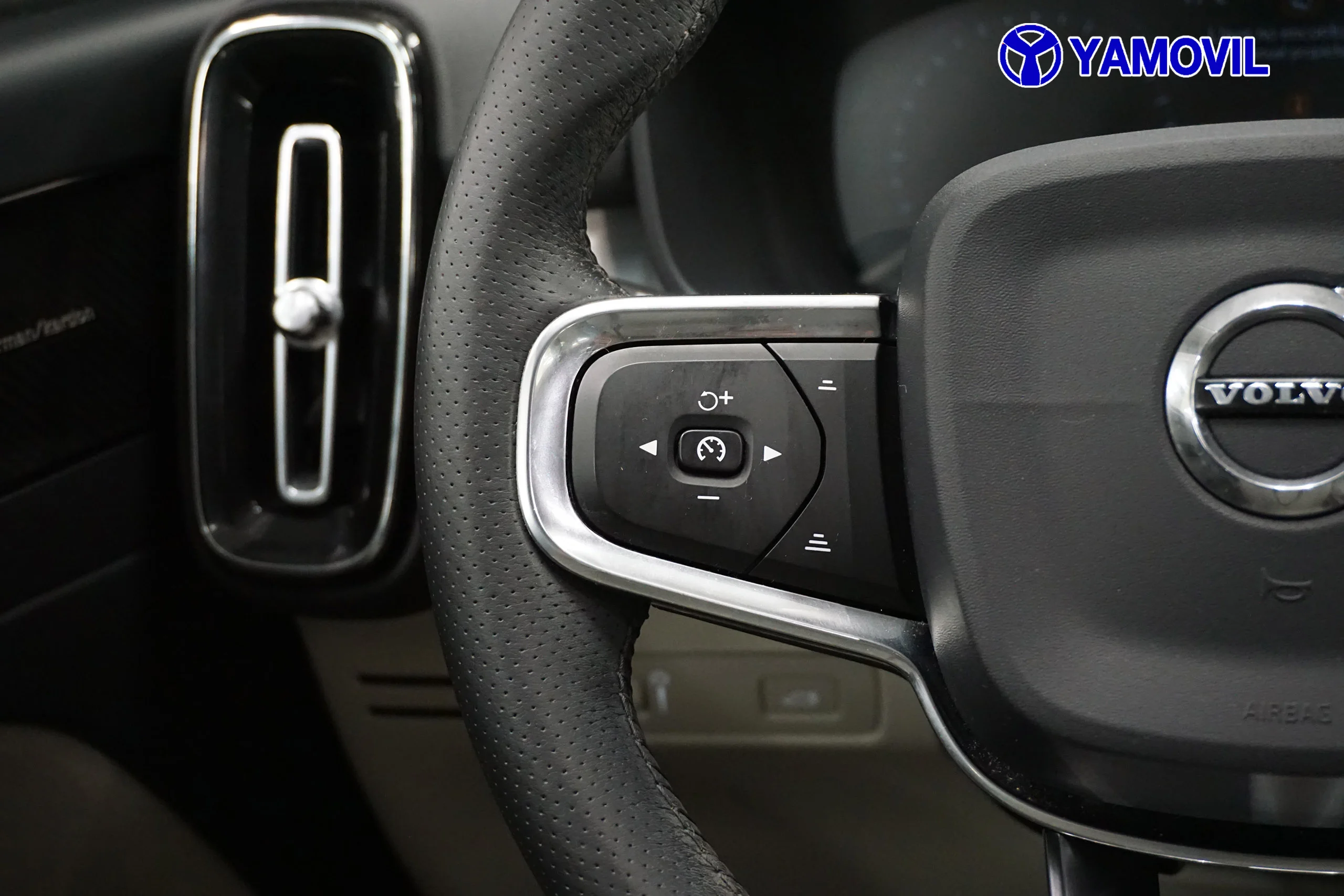 Volvo XC 40 2.0 D3 MOMENTUM AWD 5P - Foto 20