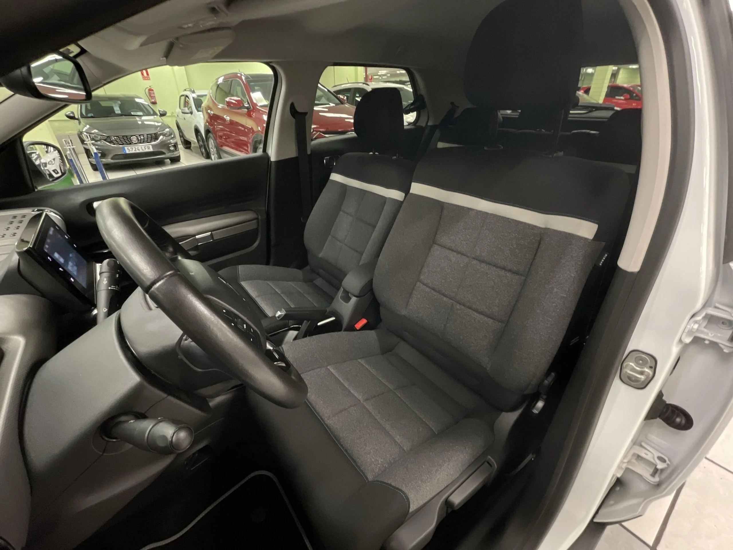 Citroen C4 Cactus PureTech 110 SANDS Shine EAT6 81 kW (110 CV) - Foto 8