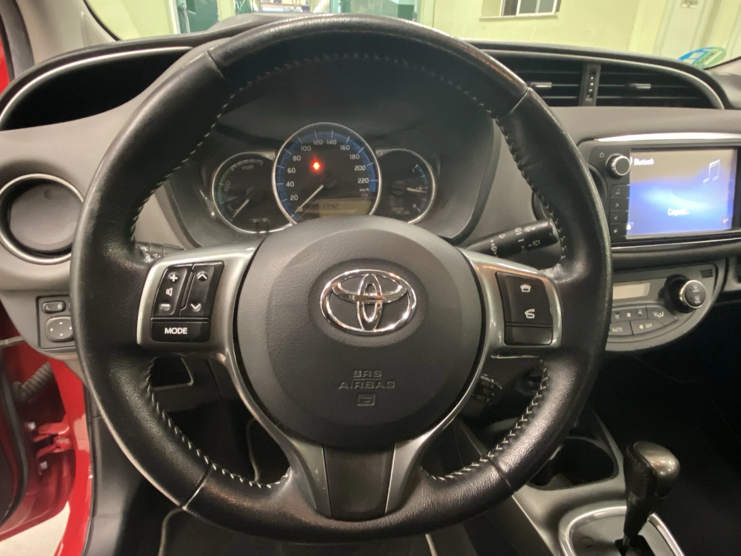 Toyota Yaris 1.5 Hybrid Active 74 kW (100 CV) - Foto 11