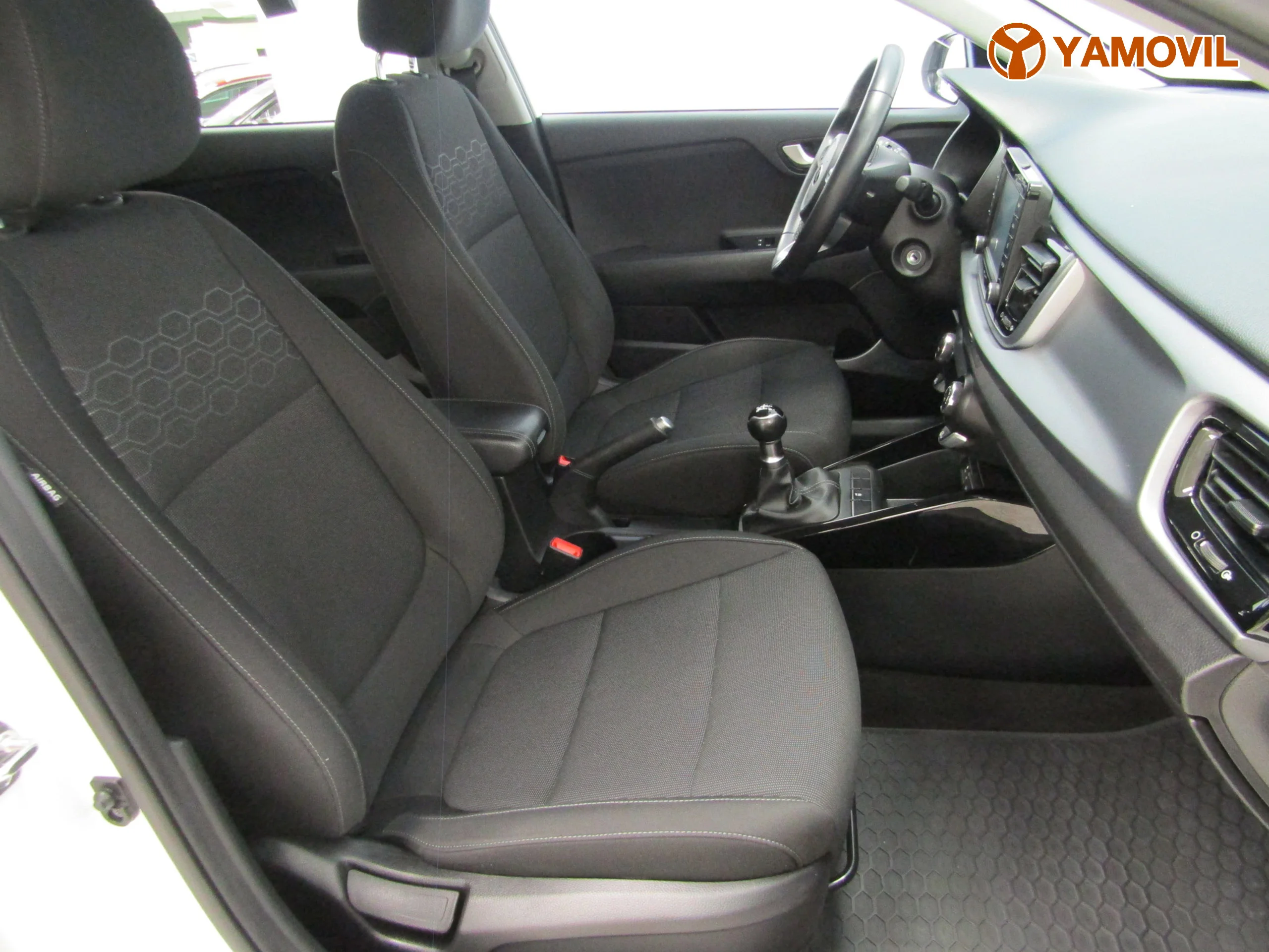 Kia Rio 1.2 CVVT DRIVE - Foto 9