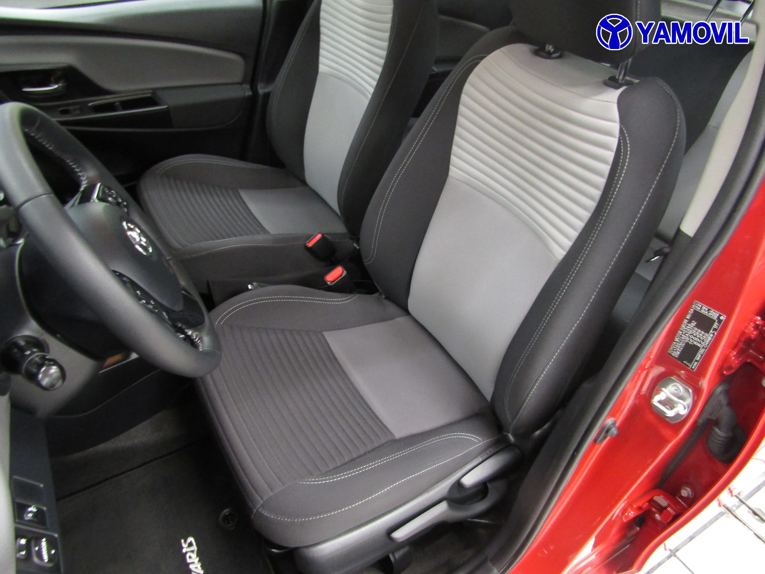 Toyota Yaris 1.5 HYBRID 100H ACTIVE TECH 5P - Foto 13