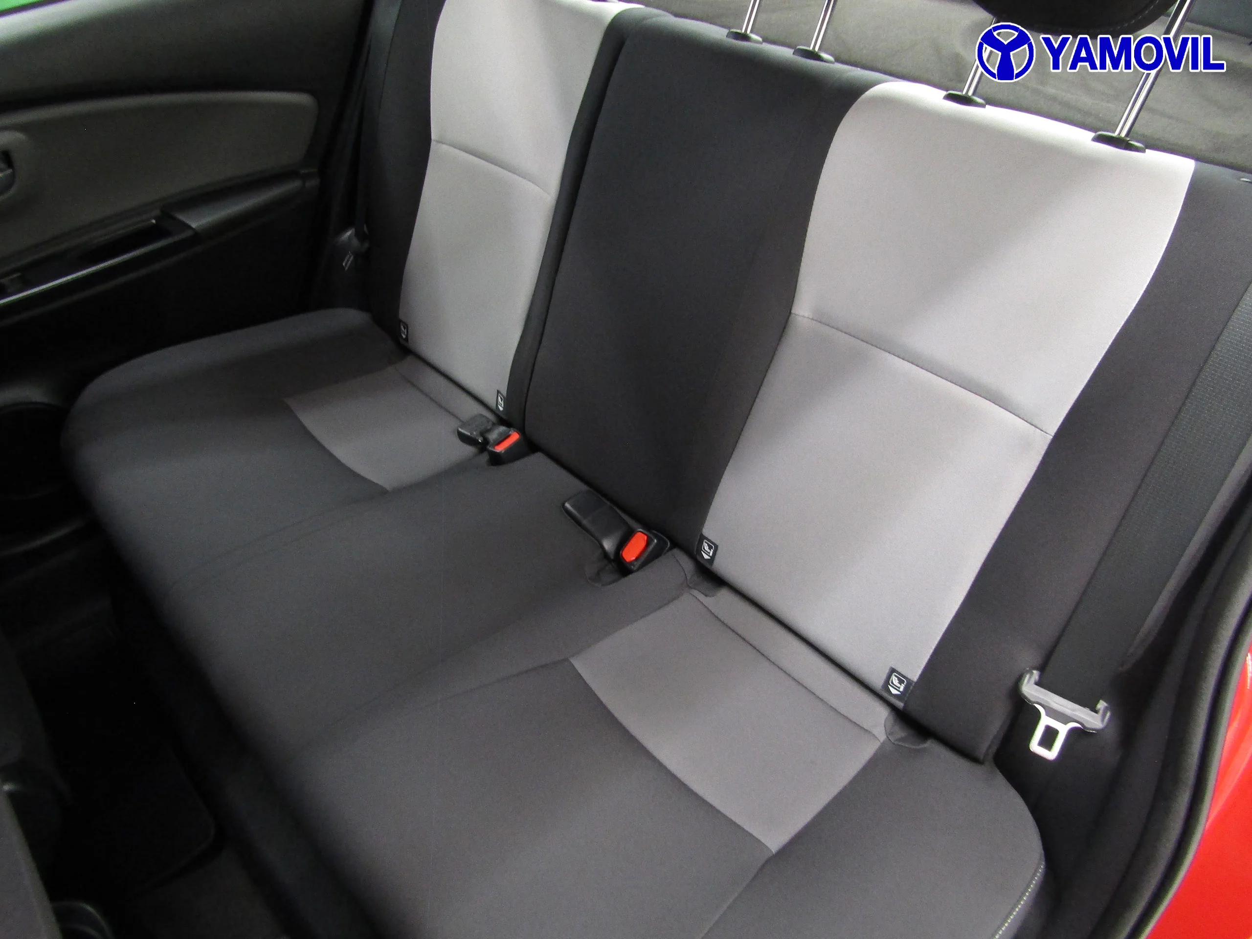Toyota Yaris 1.5 HYBRID 100H ACTIVE TECH 5P - Foto 14
