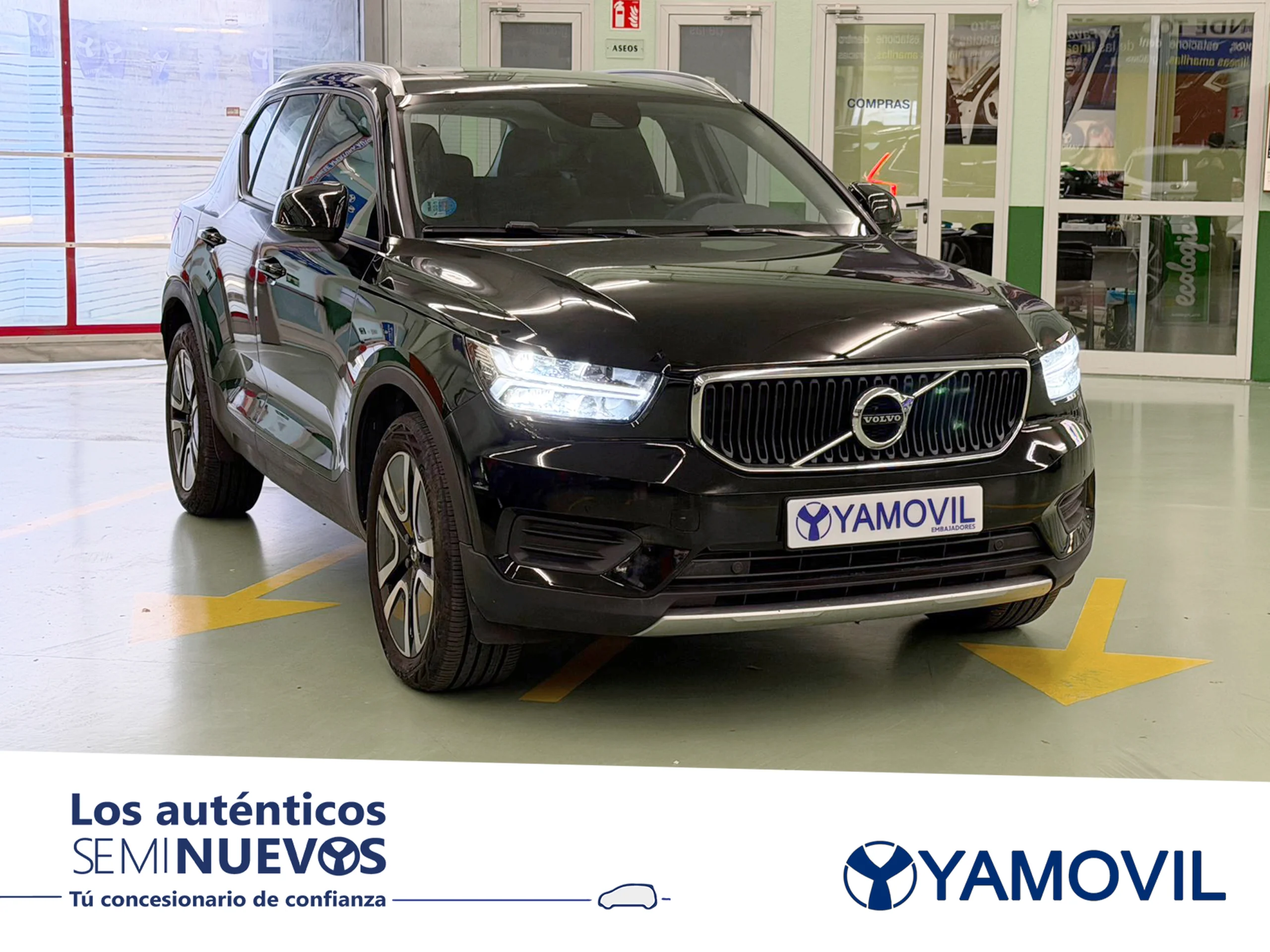 Volvo XC40 B3 G Momentum Pro Auto 120 kW (163 CV) - Foto 3