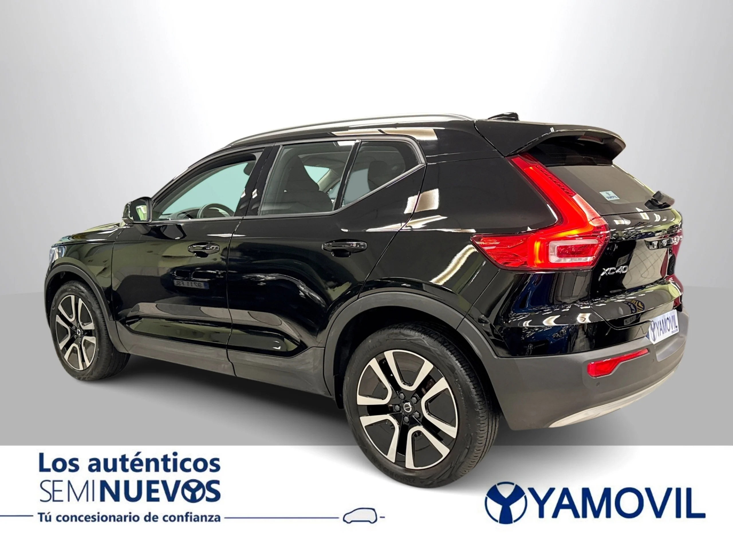 Volvo XC40 B3 G Momentum Pro Auto 120 kW (163 CV) - Foto 5