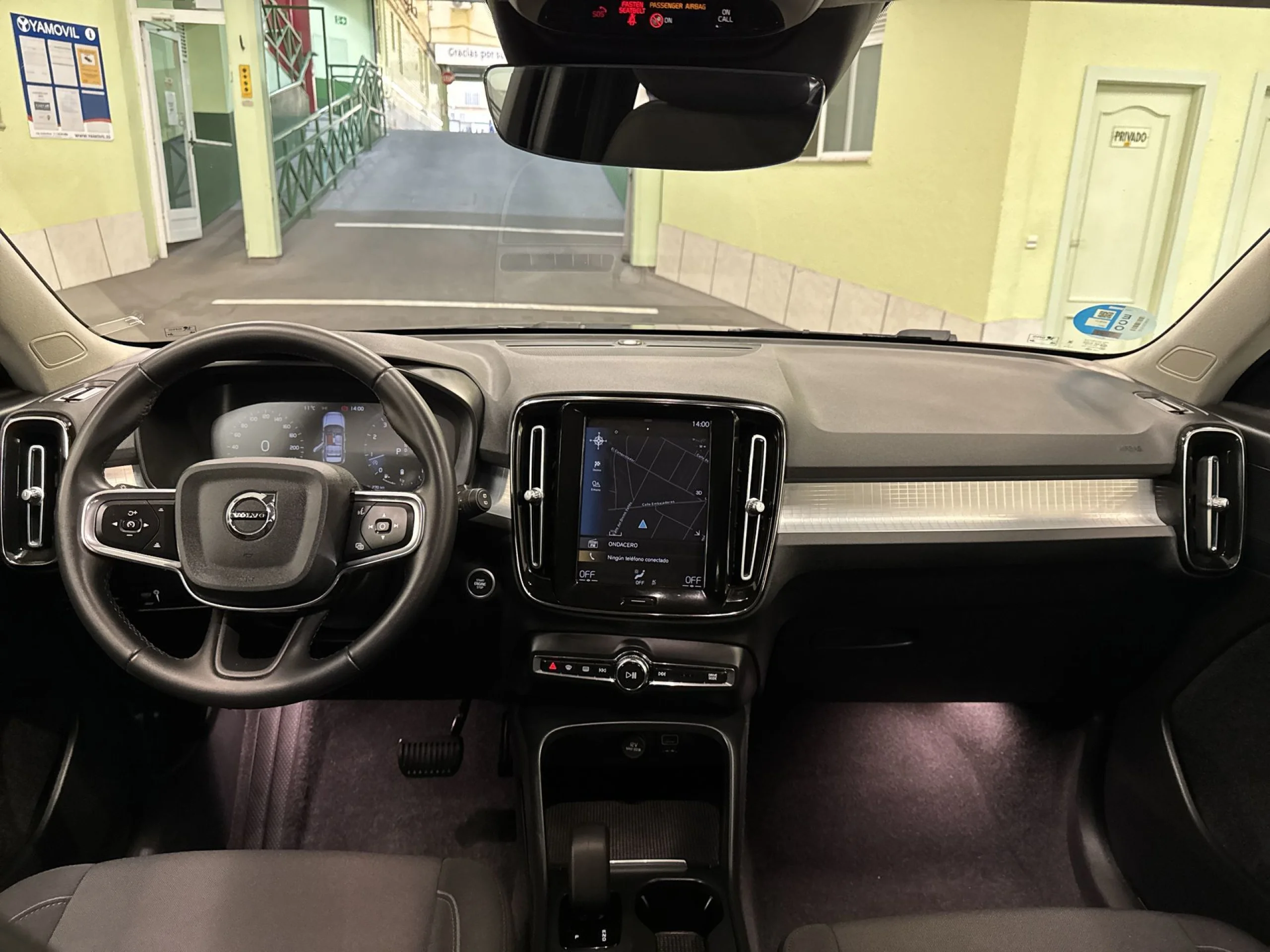 Volvo XC40 B3 G Momentum Pro Auto 120 kW (163 CV) - Foto 11