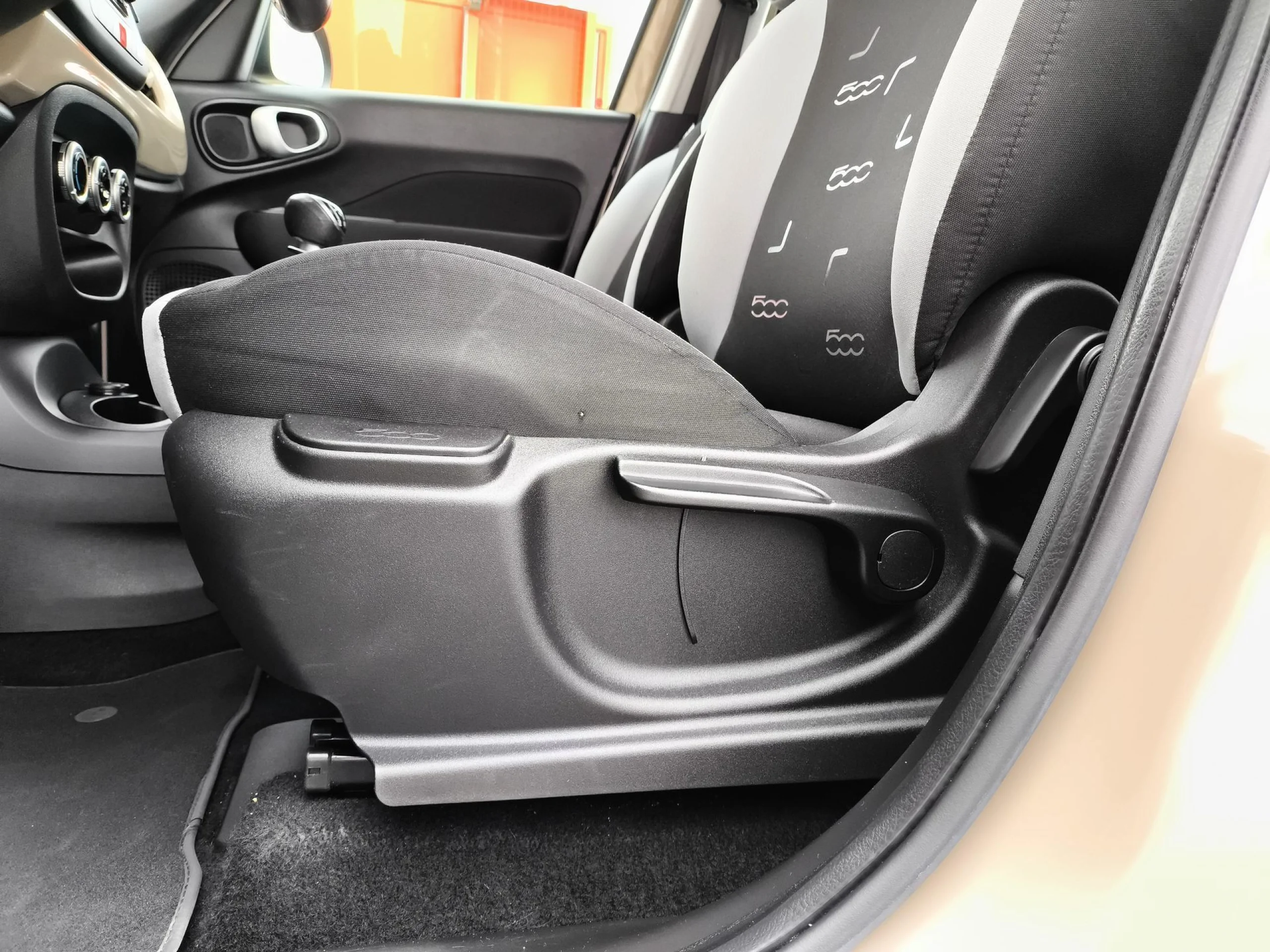 Fiat 500L 1.4 16v 70 kW (95 CV) - Foto 9