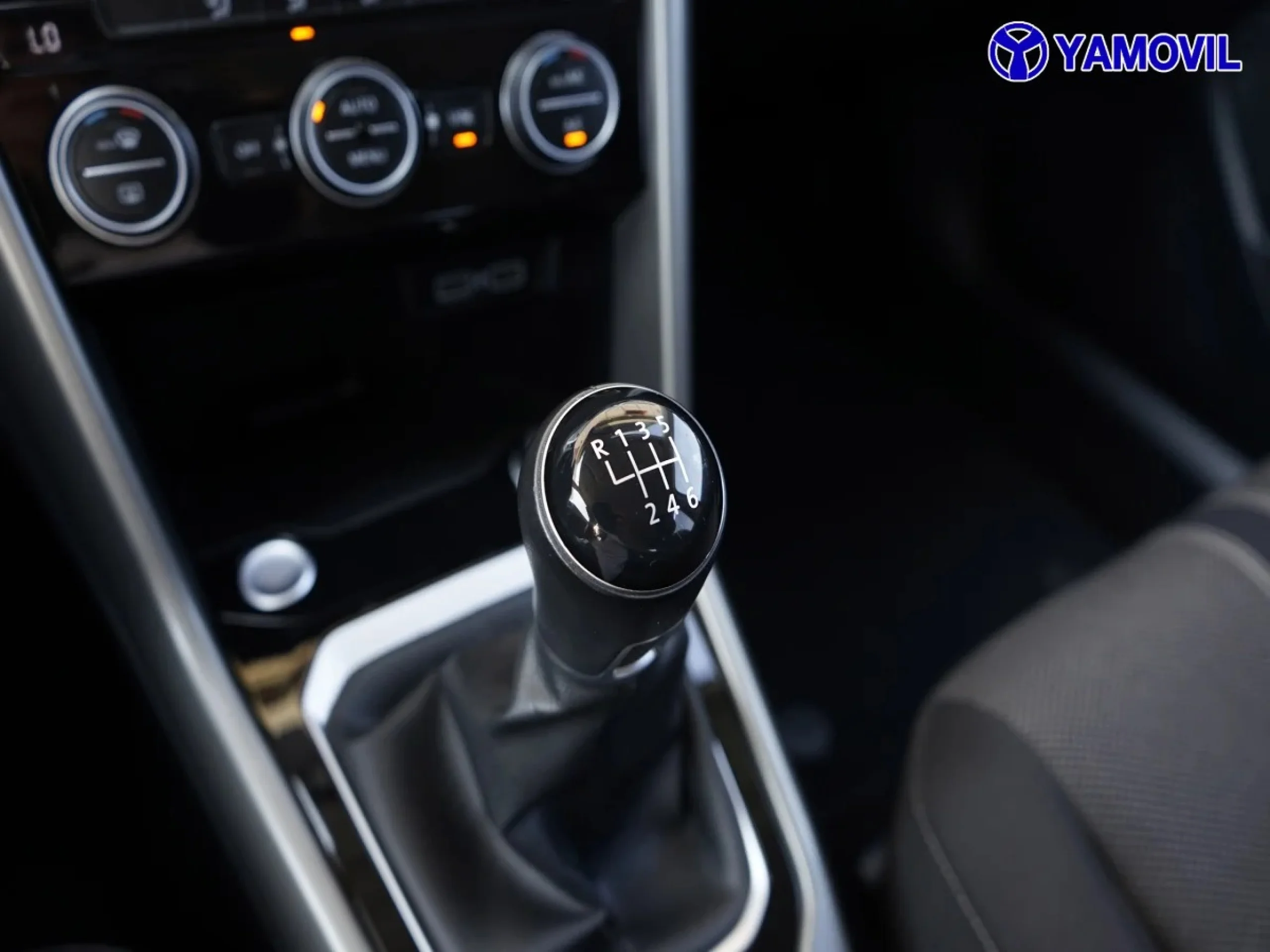 Volkswagen T-Roc Advance 1.0 TSI 85 kW (115 CV) - Foto 27