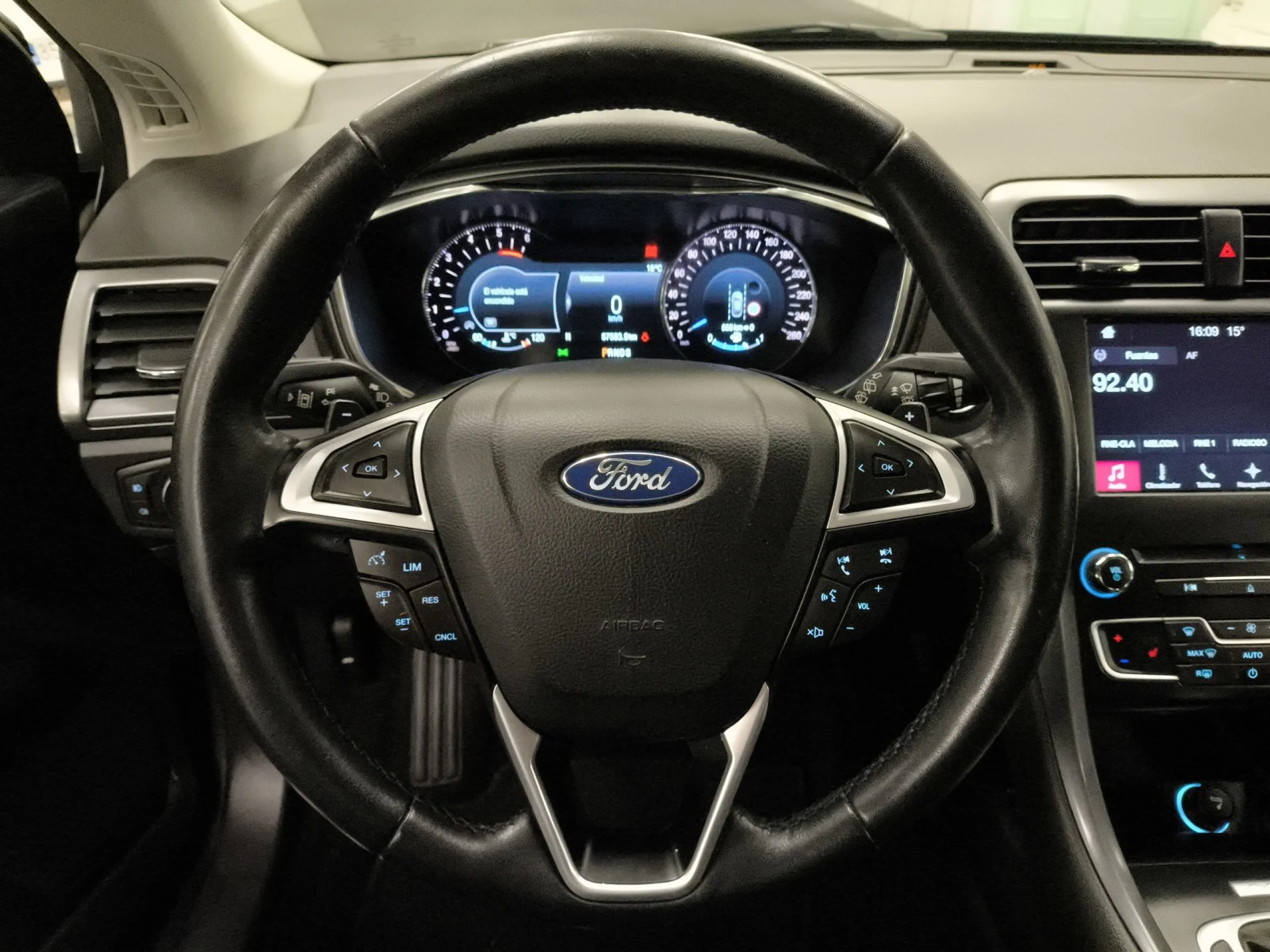 Ford Mondeo 2.0 TDCI Vignale PowerShift 110 kW (150 CV) - Foto 13