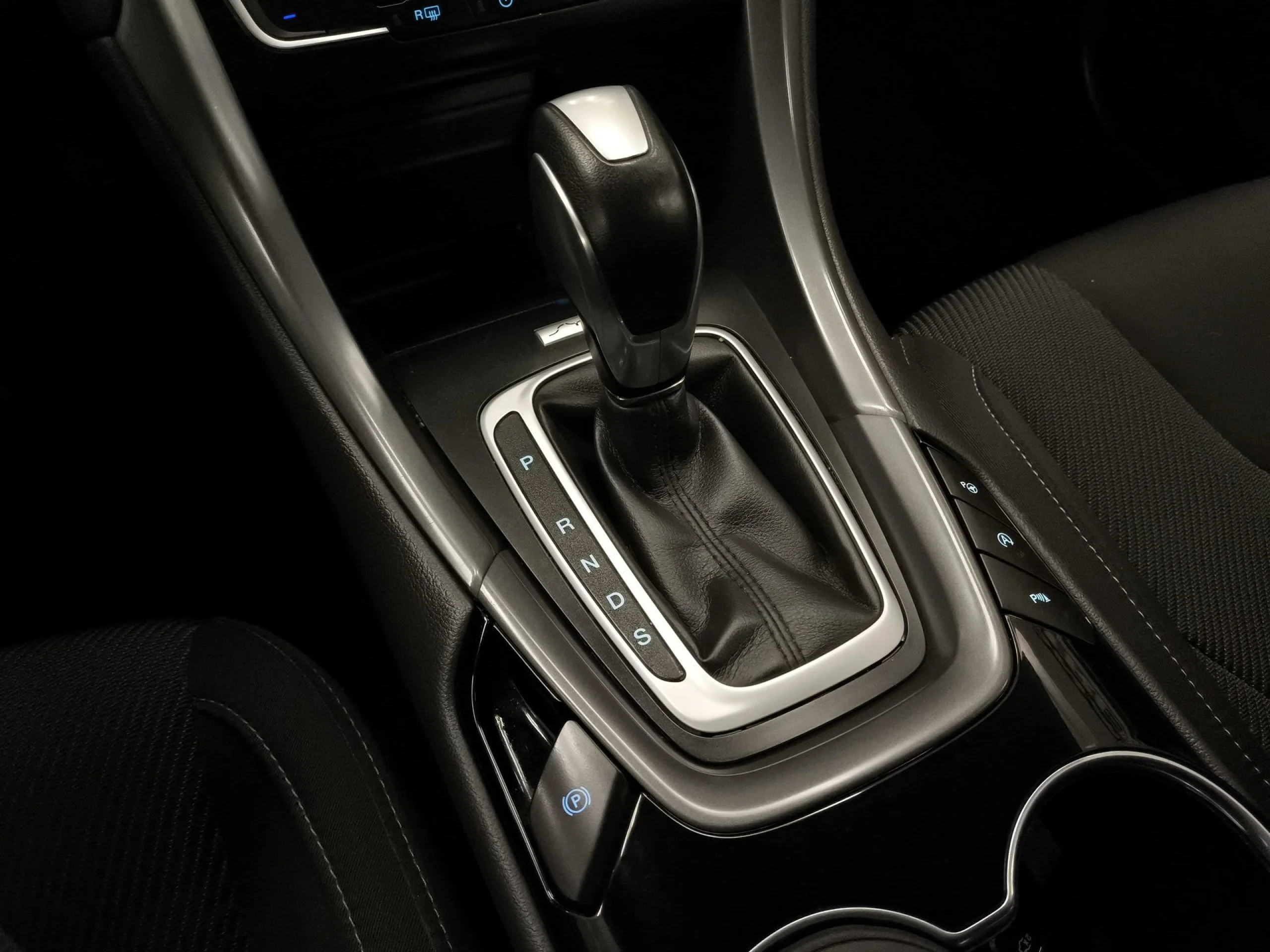 Ford Mondeo 2.0 TDCI Vignale PowerShift 110 kW (150 CV) - Foto 20