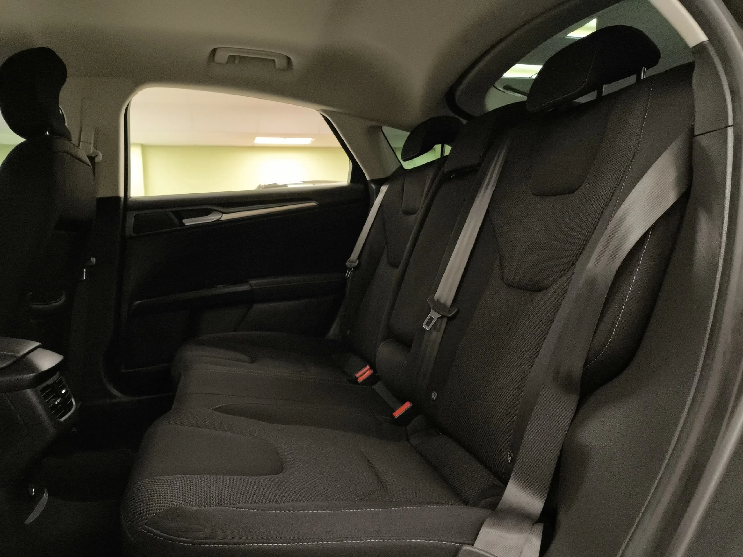 Ford Mondeo 2.0 TDCI Vignale PowerShift 110 kW (150 CV) - Foto 22