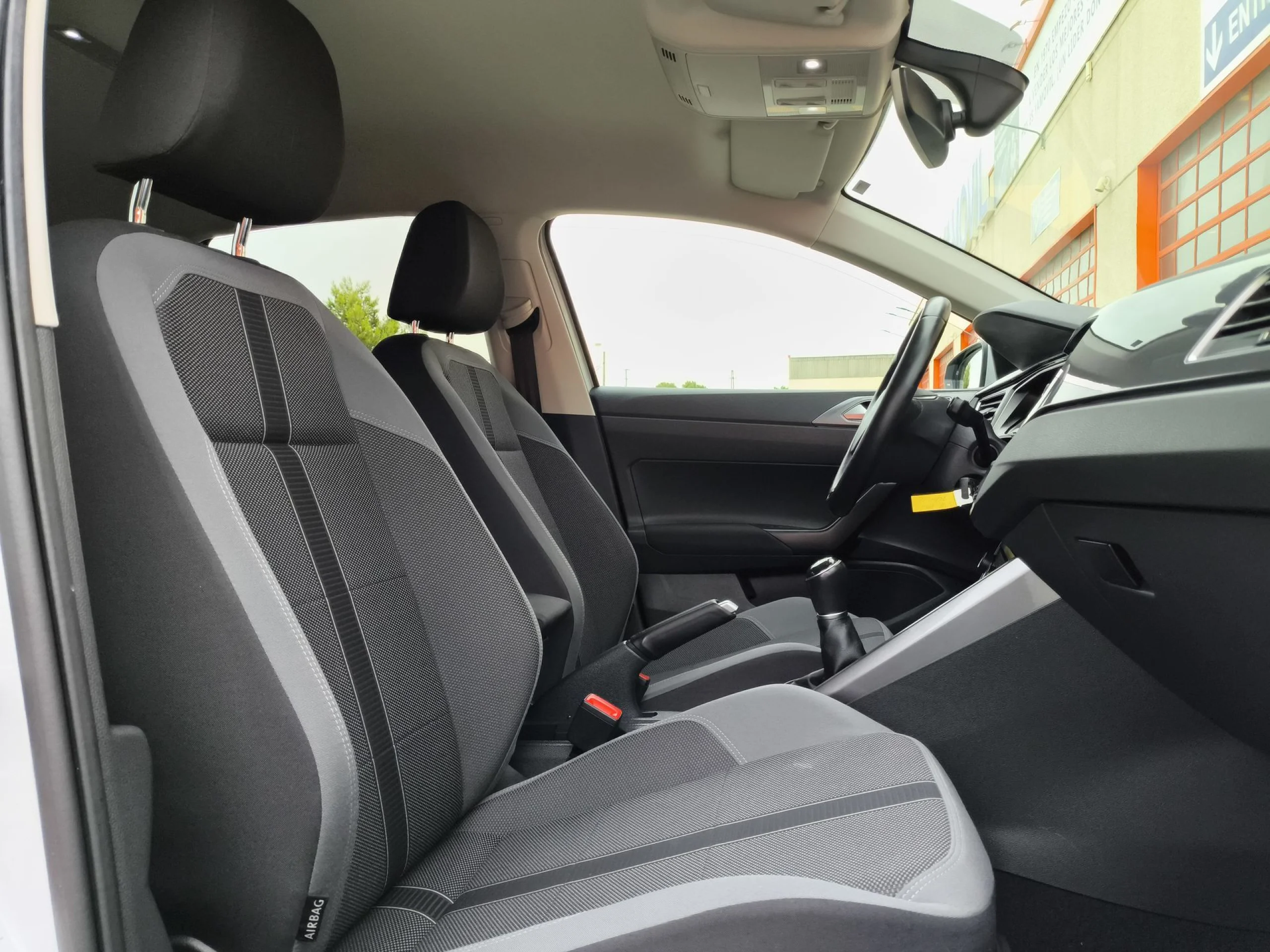 Volkswagen Polo Sport 1.0 TSI 70 kW (95 CV) - Foto 28