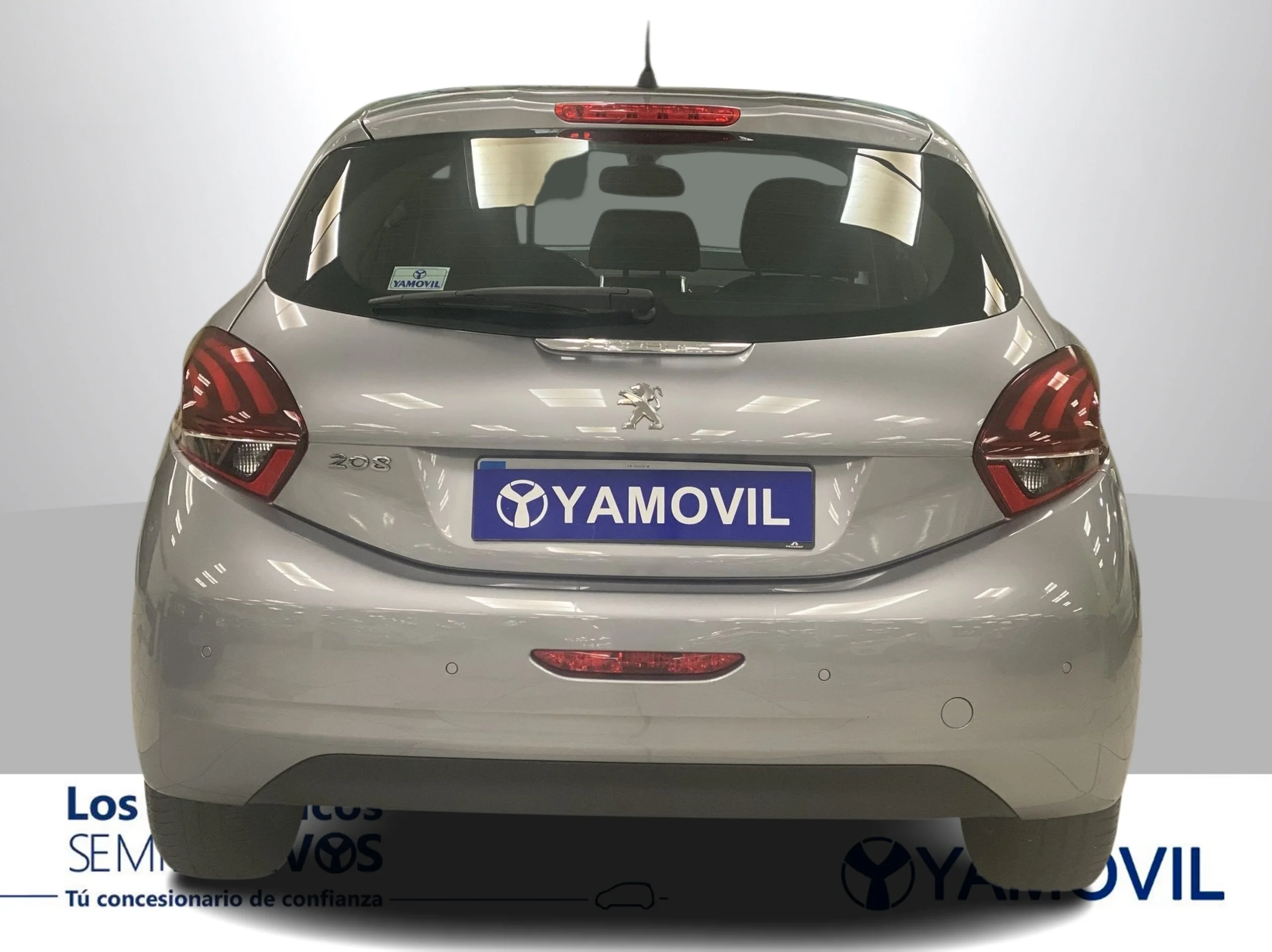 Peugeot 208 1.2L PureTech Signature  81 KW (110 CV) - Foto 5
