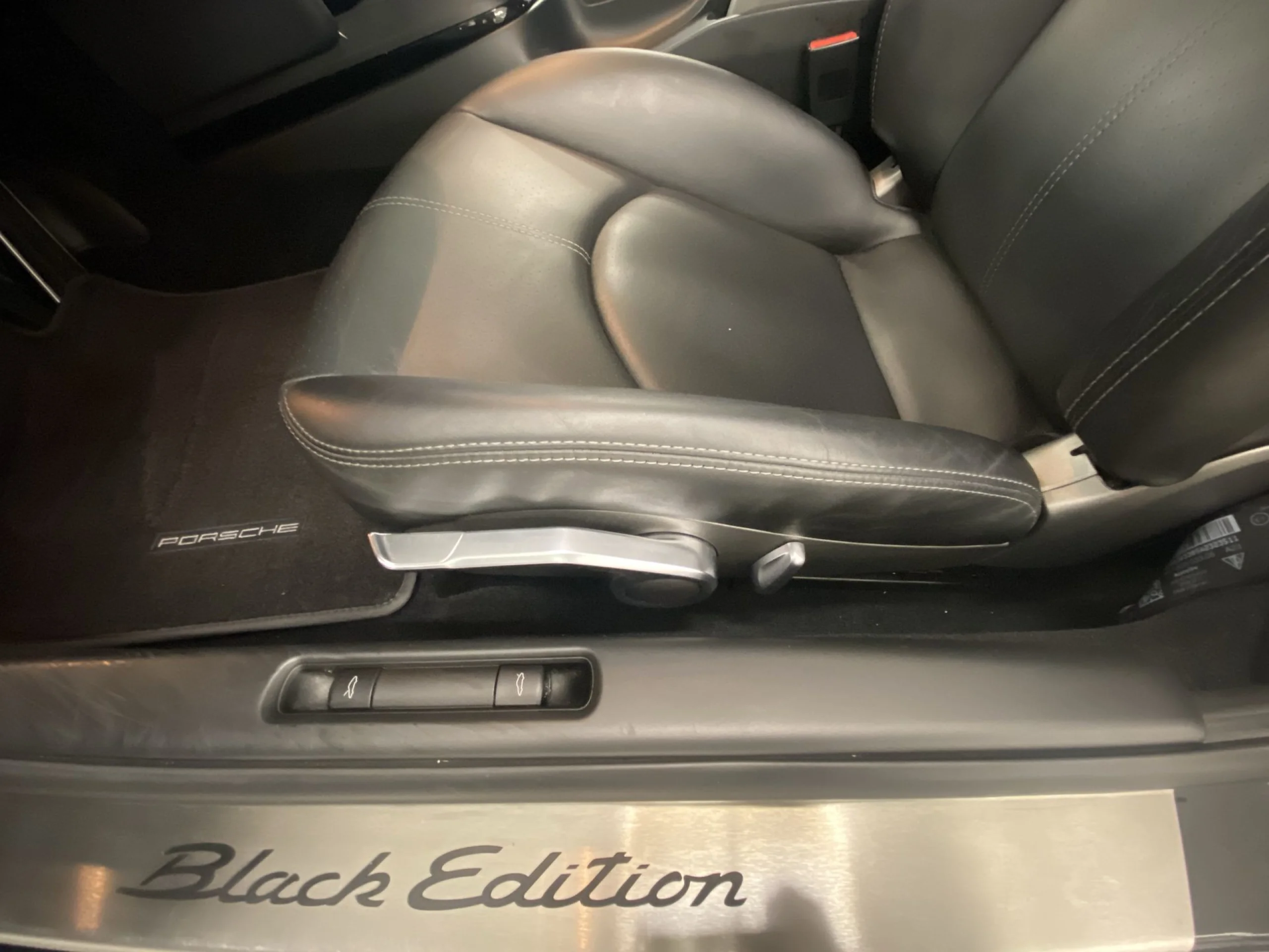 Porsche Cayman CAYMAN S 330CV PDK BLACK EDITION 249/500 3P. - Foto 9