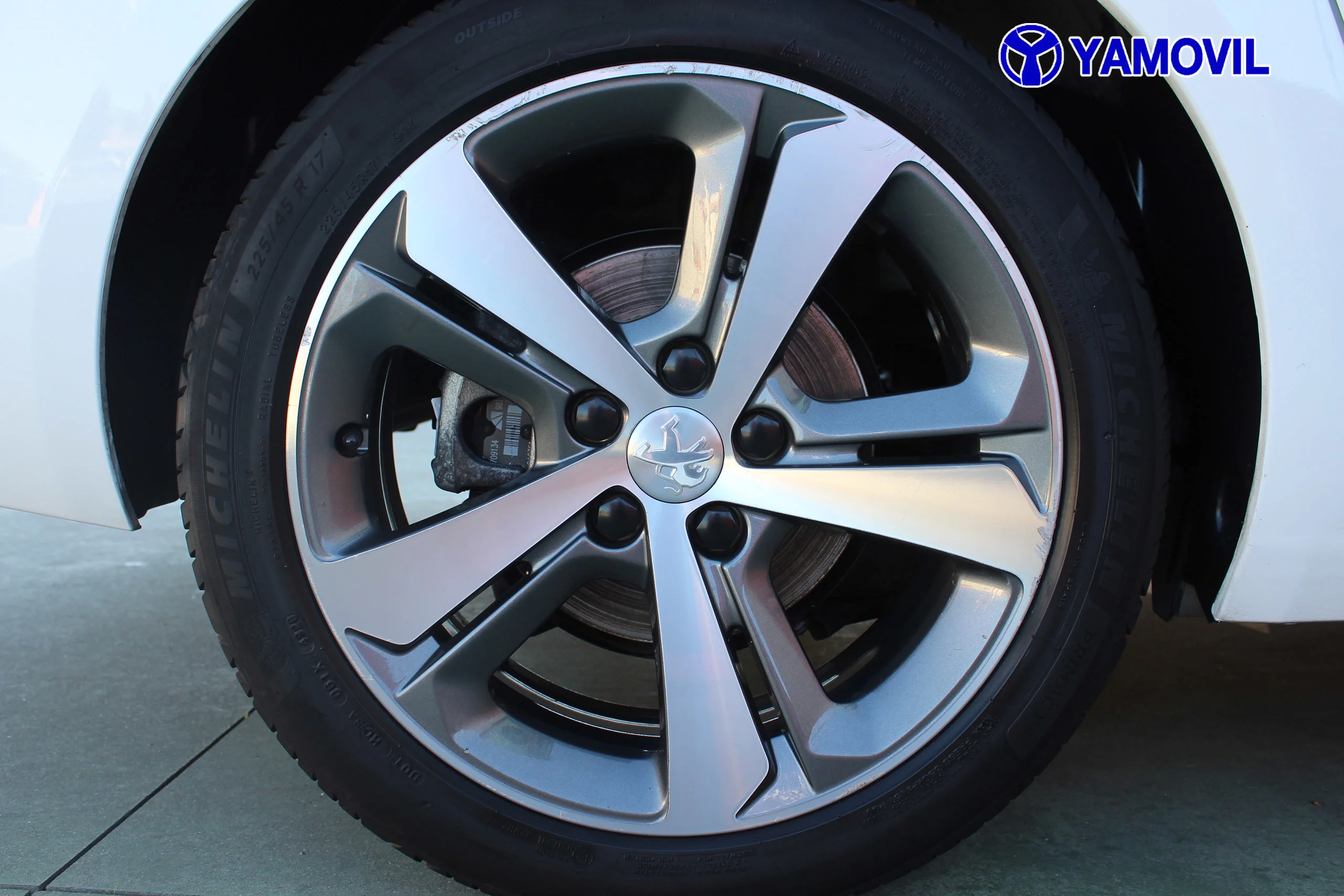 Peugeot 308 SW PureTech 130 SANDS Allure 96 kW (130 CV) - Foto 10